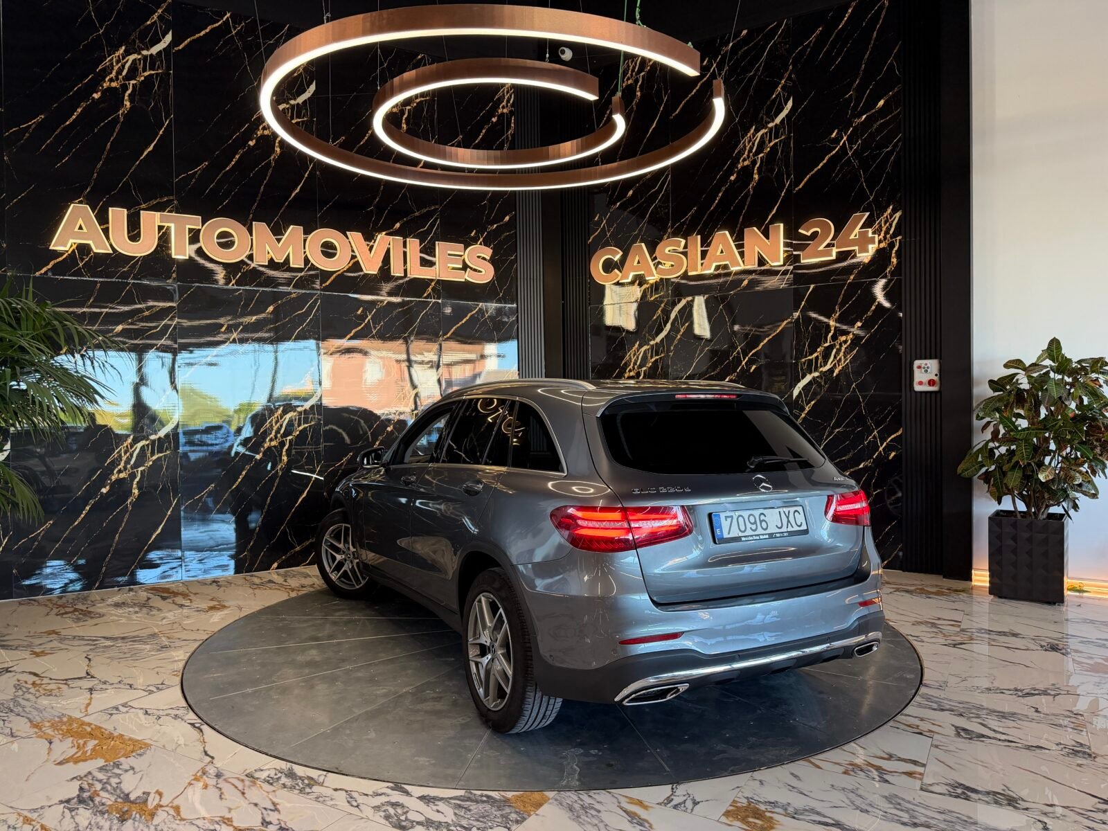 MERCEDES-BENZ MERCEDES-BENZ GLC 220d 4MATIC AMG MOTOR IRROMPIBLE  IMPOLUTO