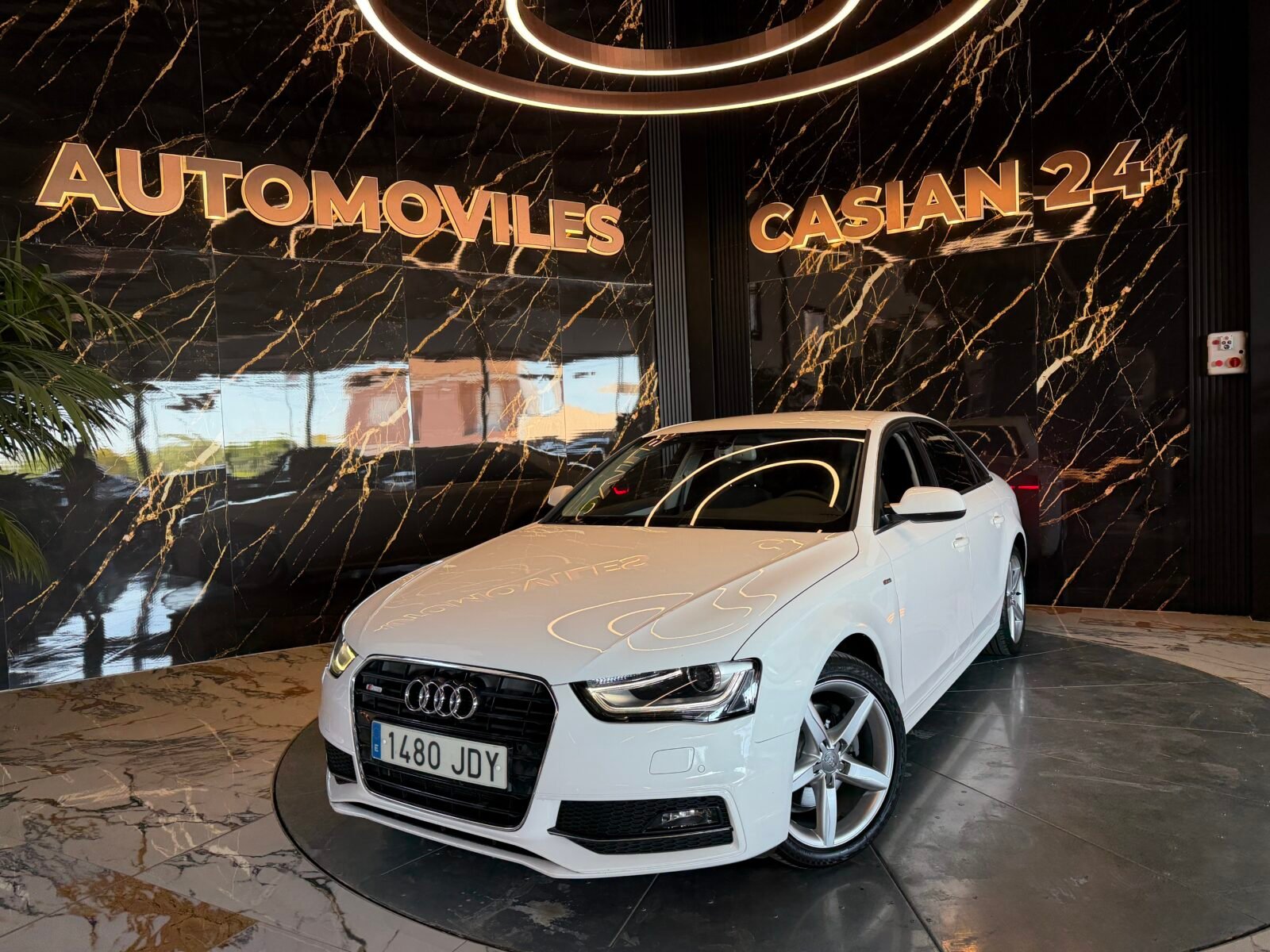 AUDI A4 2.0 TDI 150CV multitronic S line edition