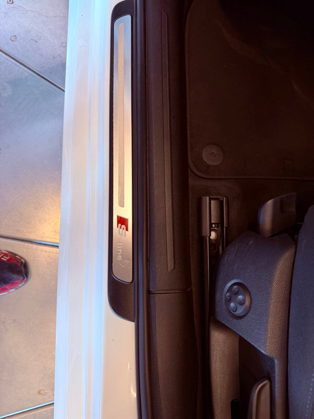 AUDI A4 2.0 TDI 150CV multitronic S line edition