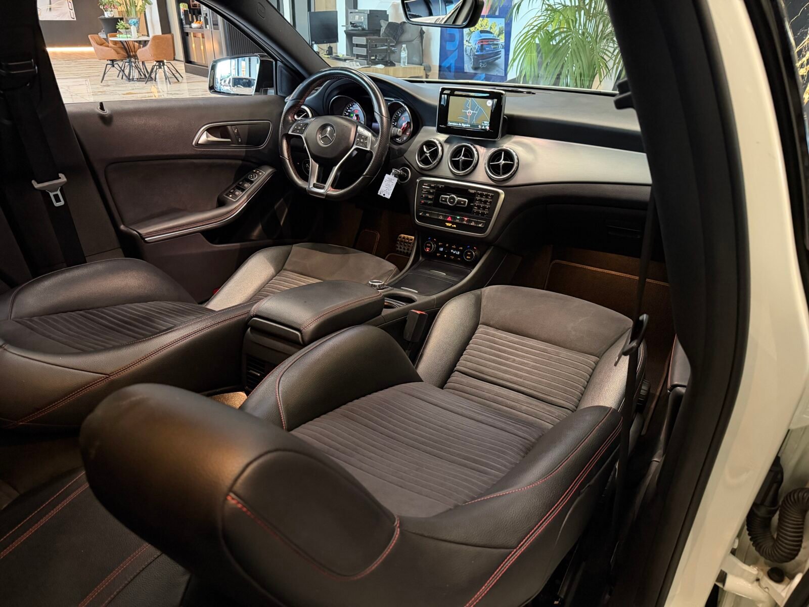 MERCEDES-BENZ Clase GLA GLA 220 CDI 4Matic AMG Line