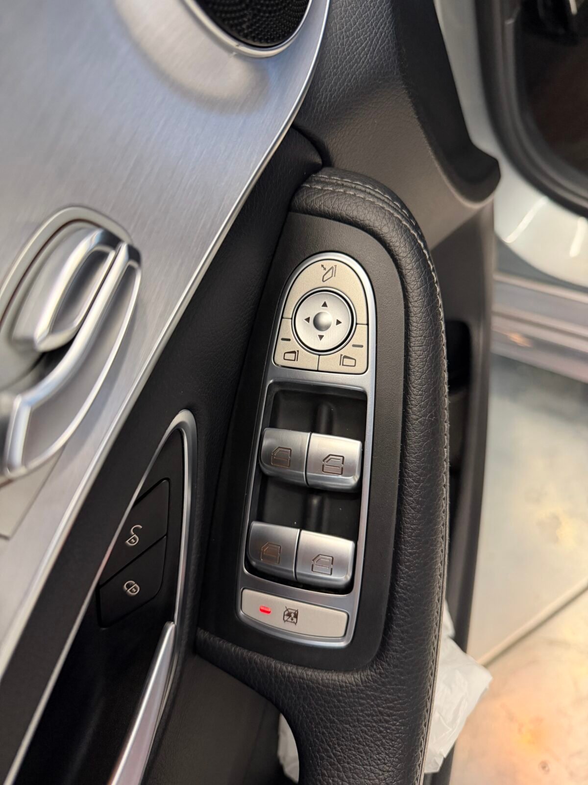 MERCEDES-BENZ  C220d AMG 170CV FUL MOTOR MERCEDES CON CADENA IRROMPIBLE