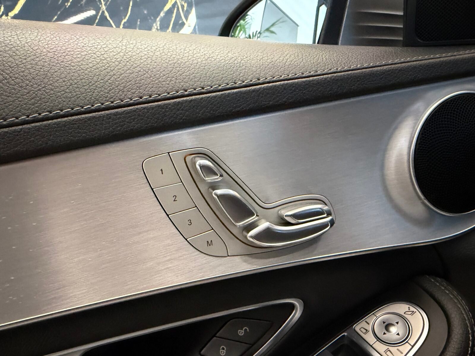 MERCEDES-BENZ  C220d AMG 170CV FUL MOTOR MERCEDES CON CADENA IRROMPIBLE