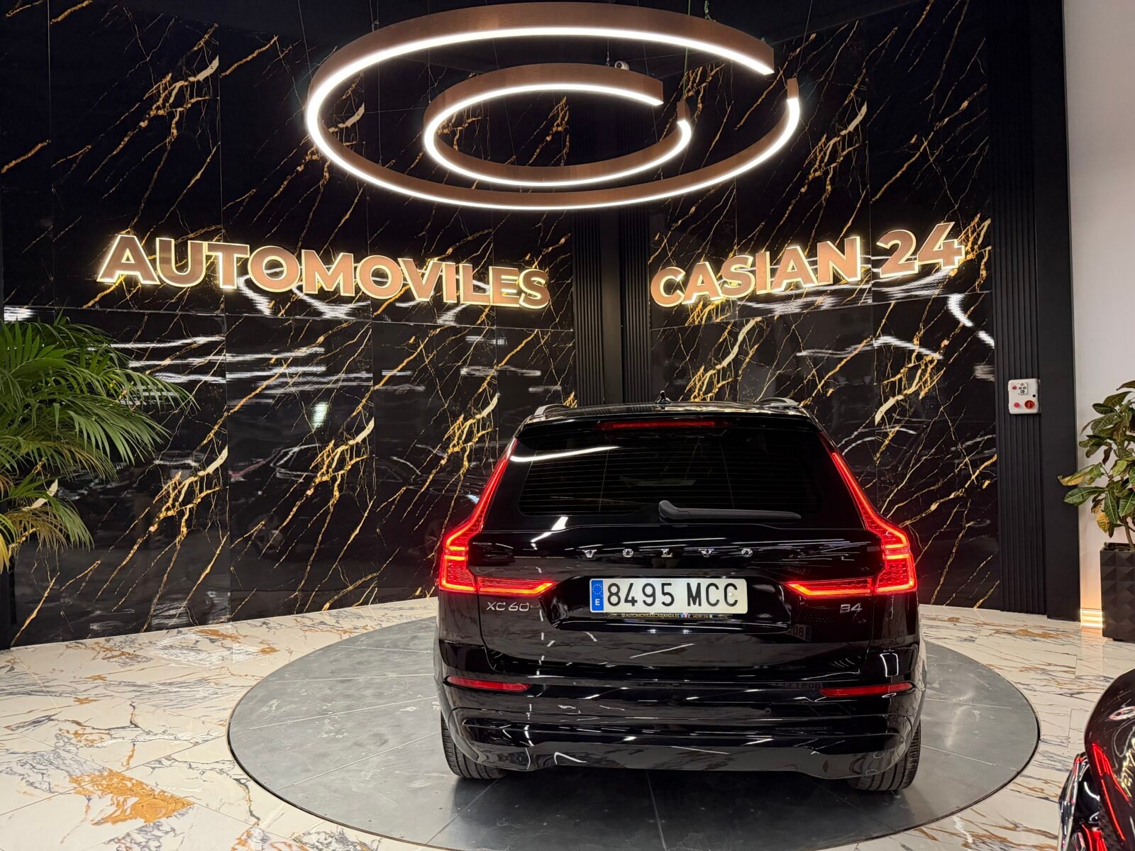 VOLVO XC60 2.0 B4 D Core Auto 207CV Motor Irrompible