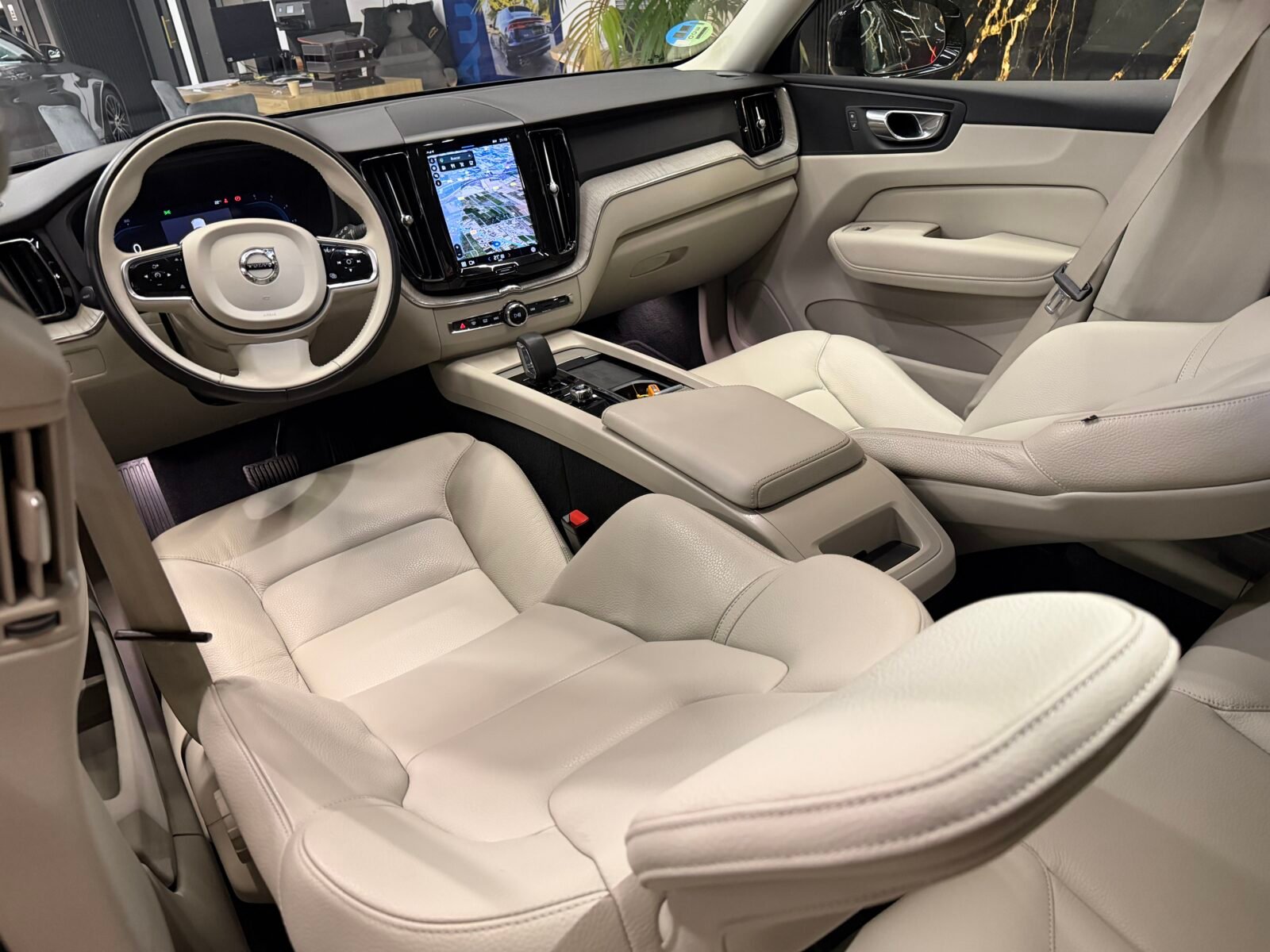 VOLVO XC60 2.0 B4 D Core Auto 207CV Motor Irrompible