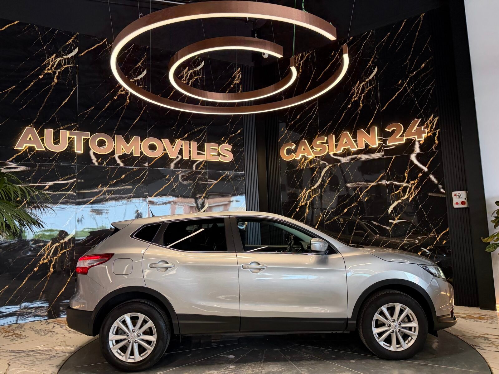 NISSAN QASHQAI 1.2i DIGT SS TEKNA PREM XTR 4X2