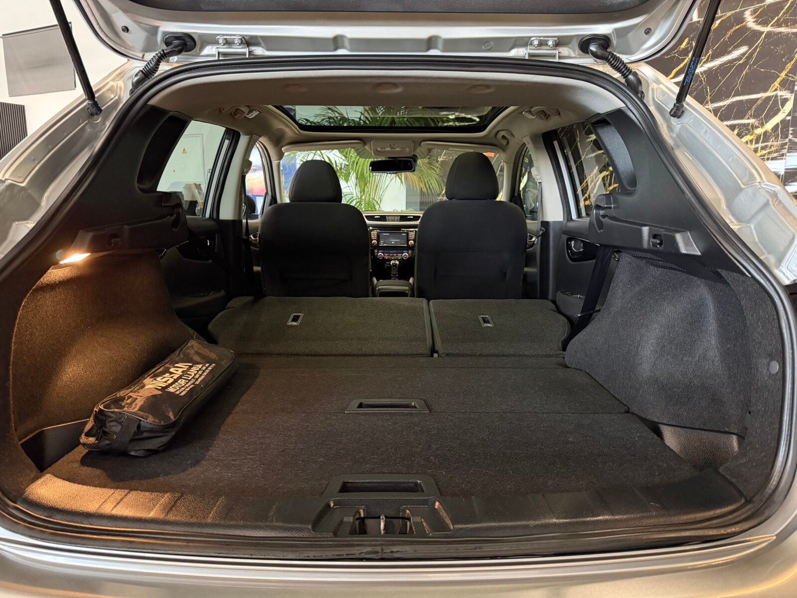 NISSAN QASHQAI 1.2i DIGT SS TEKNA PREM XTR 4X2