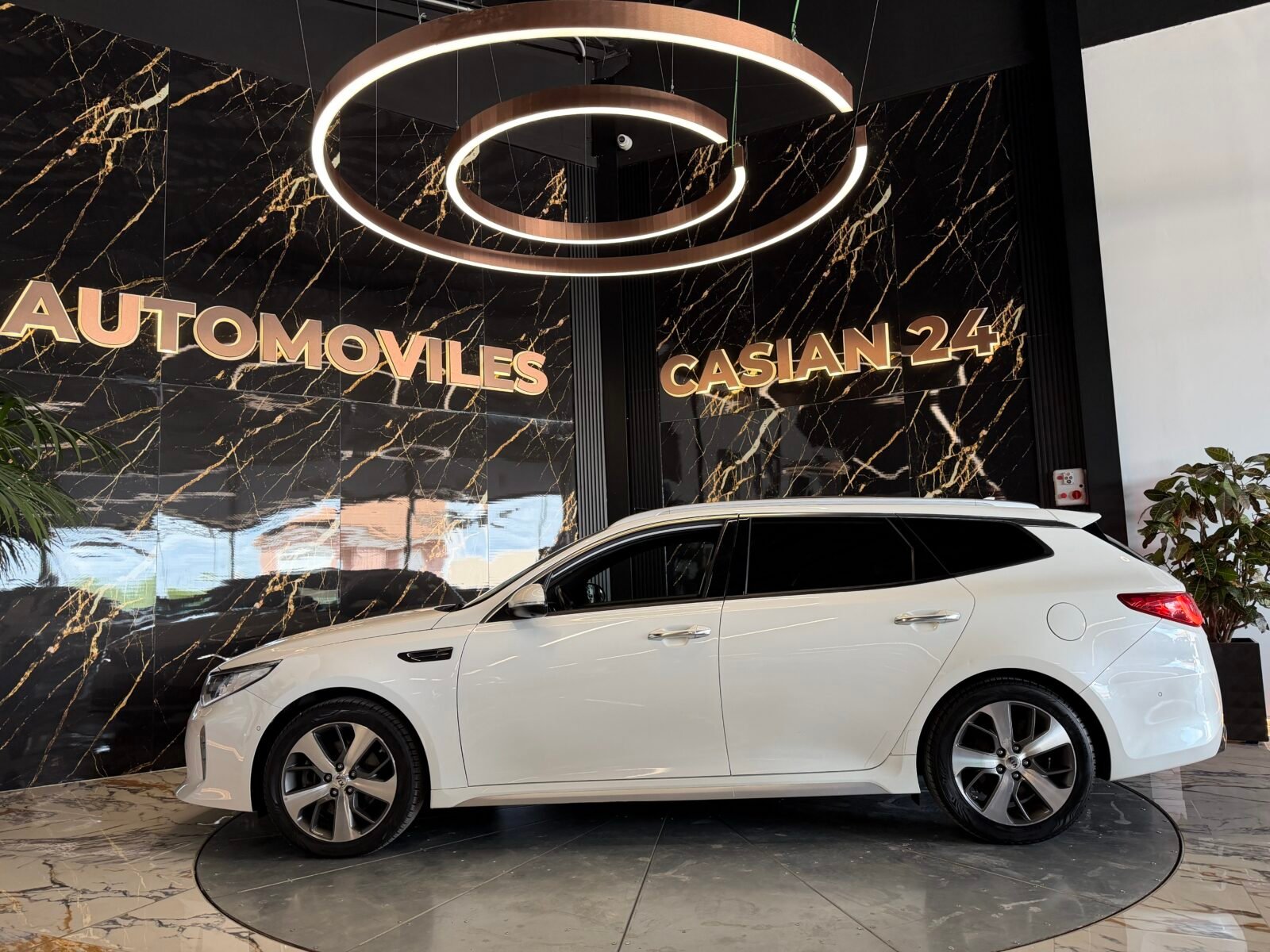 KIA Optima SW 1.7 CRDi VGT GT Line DCT Pack Luxury