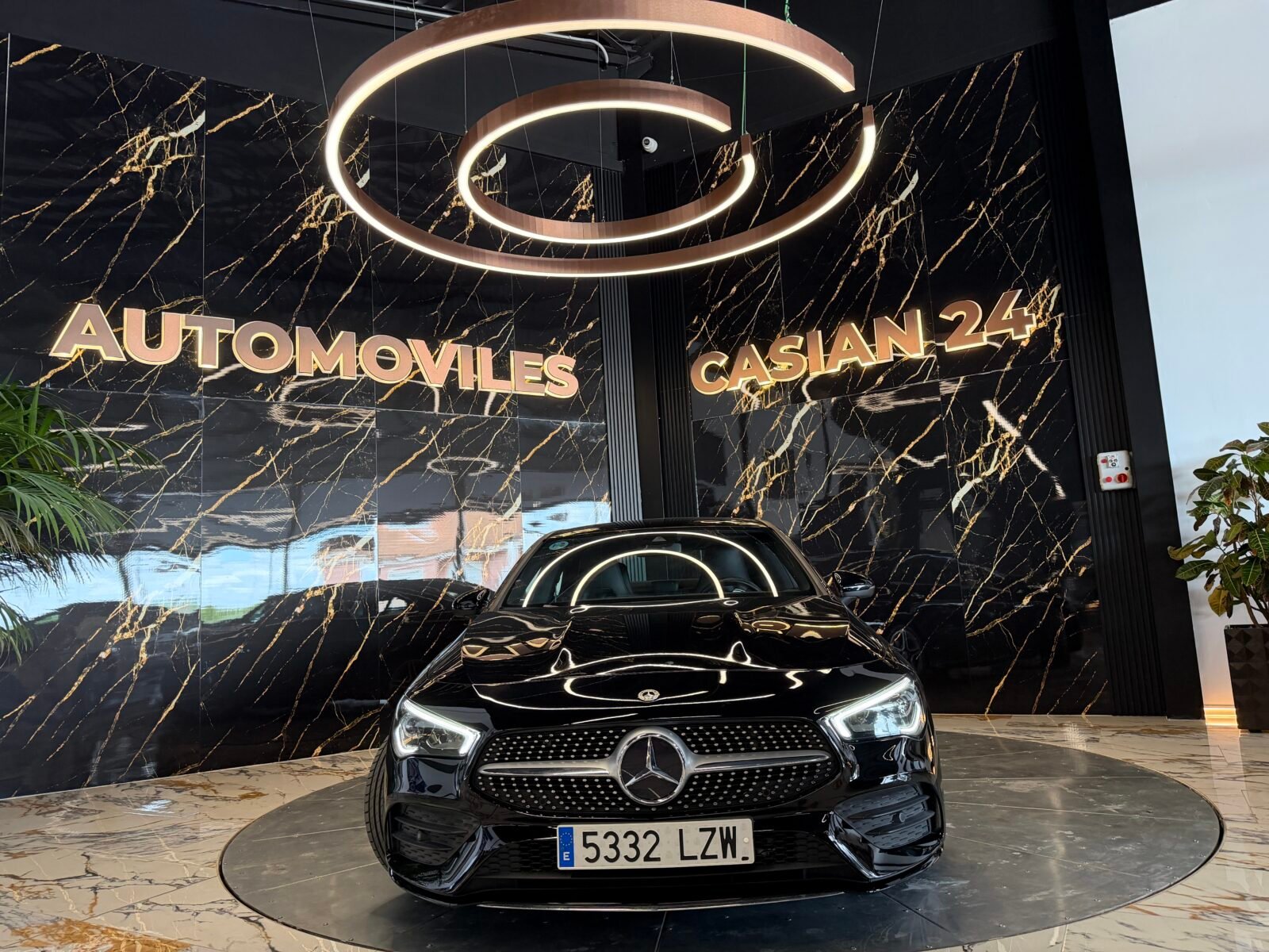 MERCEDES-BENZ  CLA 200 163CV AMG MOTOR CON CADENA IRROMPIBLE