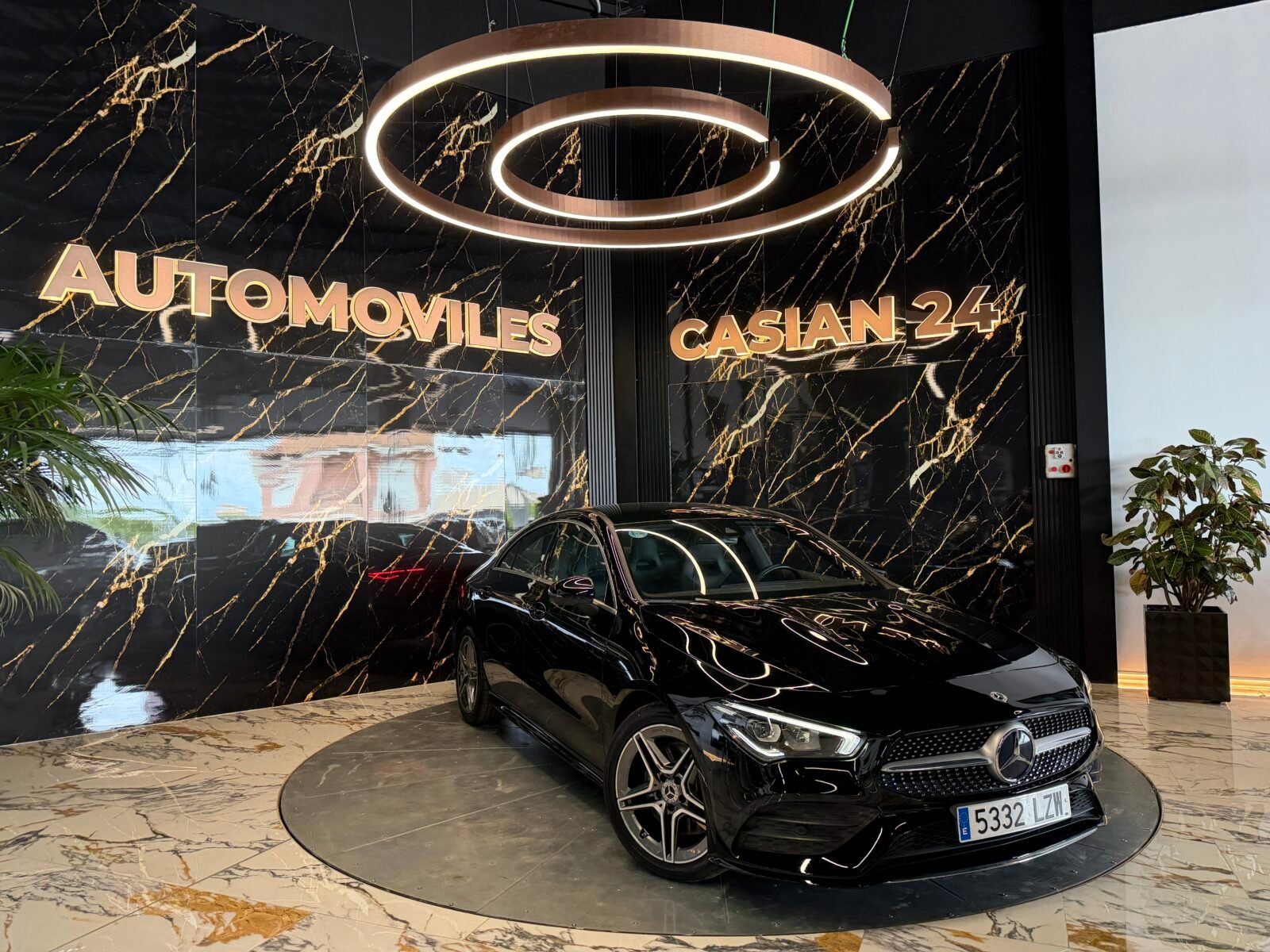 MERCEDES-BENZ  CLA 200 163CV AMG MOTOR CON CADENA IRROMPIBLE