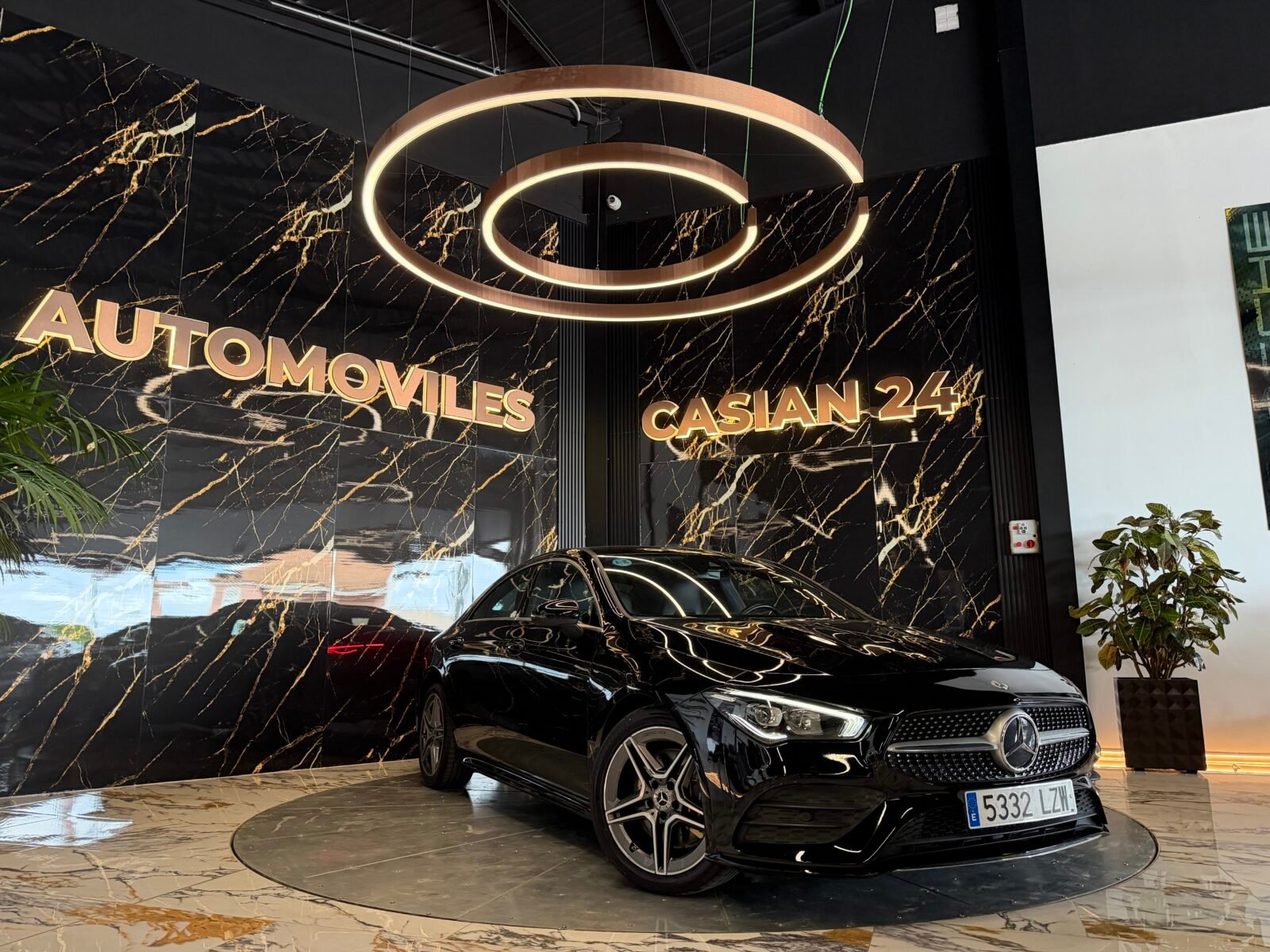 MERCEDES-BENZ  CLA 200 163CV AMG MOTOR CON CADENA IRROMPIBLE