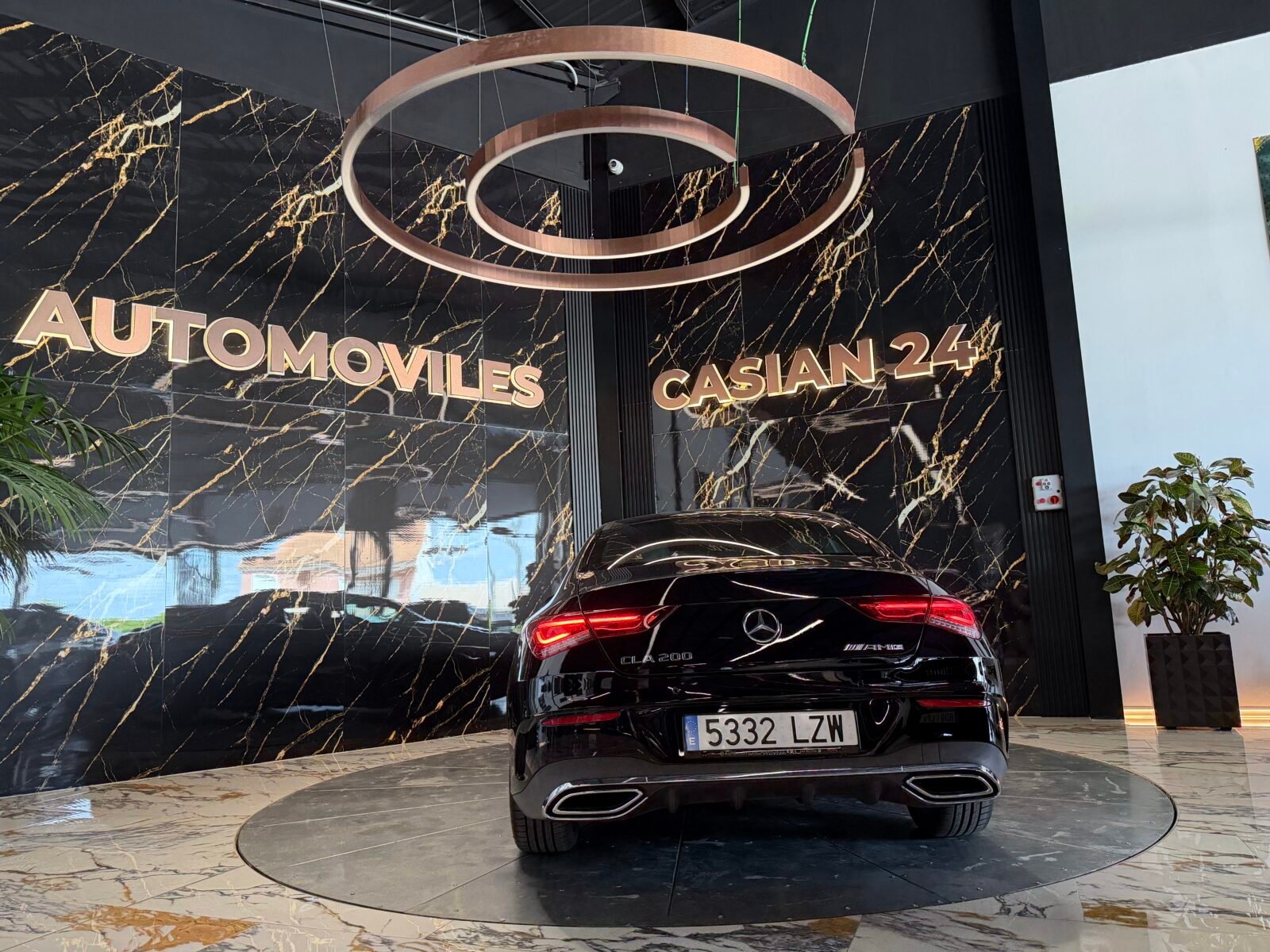 MERCEDES-BENZ  CLA 200 163CV AMG MOTOR CON CADENA IRROMPIBLE