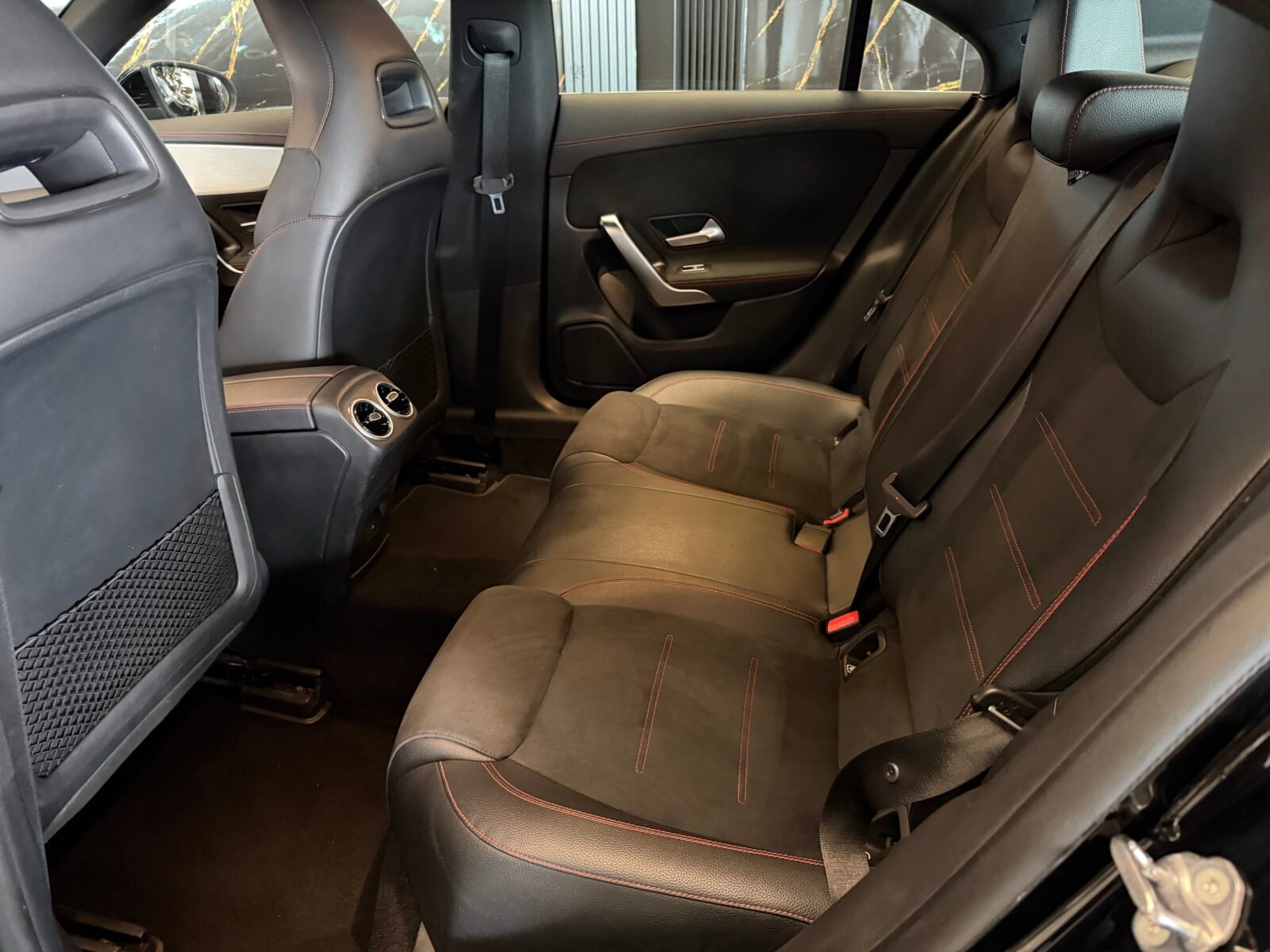 MERCEDES-BENZ  CLA 200 163CV AMG MOTOR CON CADENA IRROMPIBLE