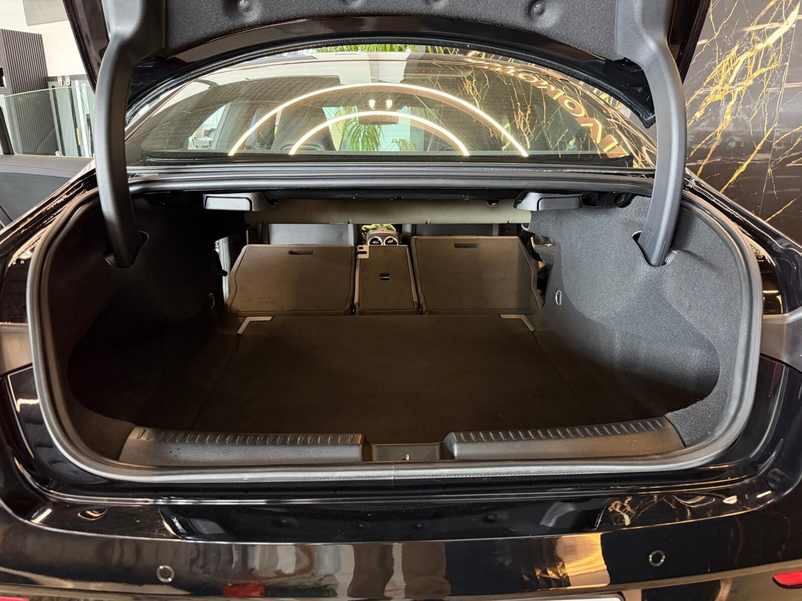 MERCEDES-BENZ  CLA 200 163CV AMG MOTOR CON CADENA IRROMPIBLE