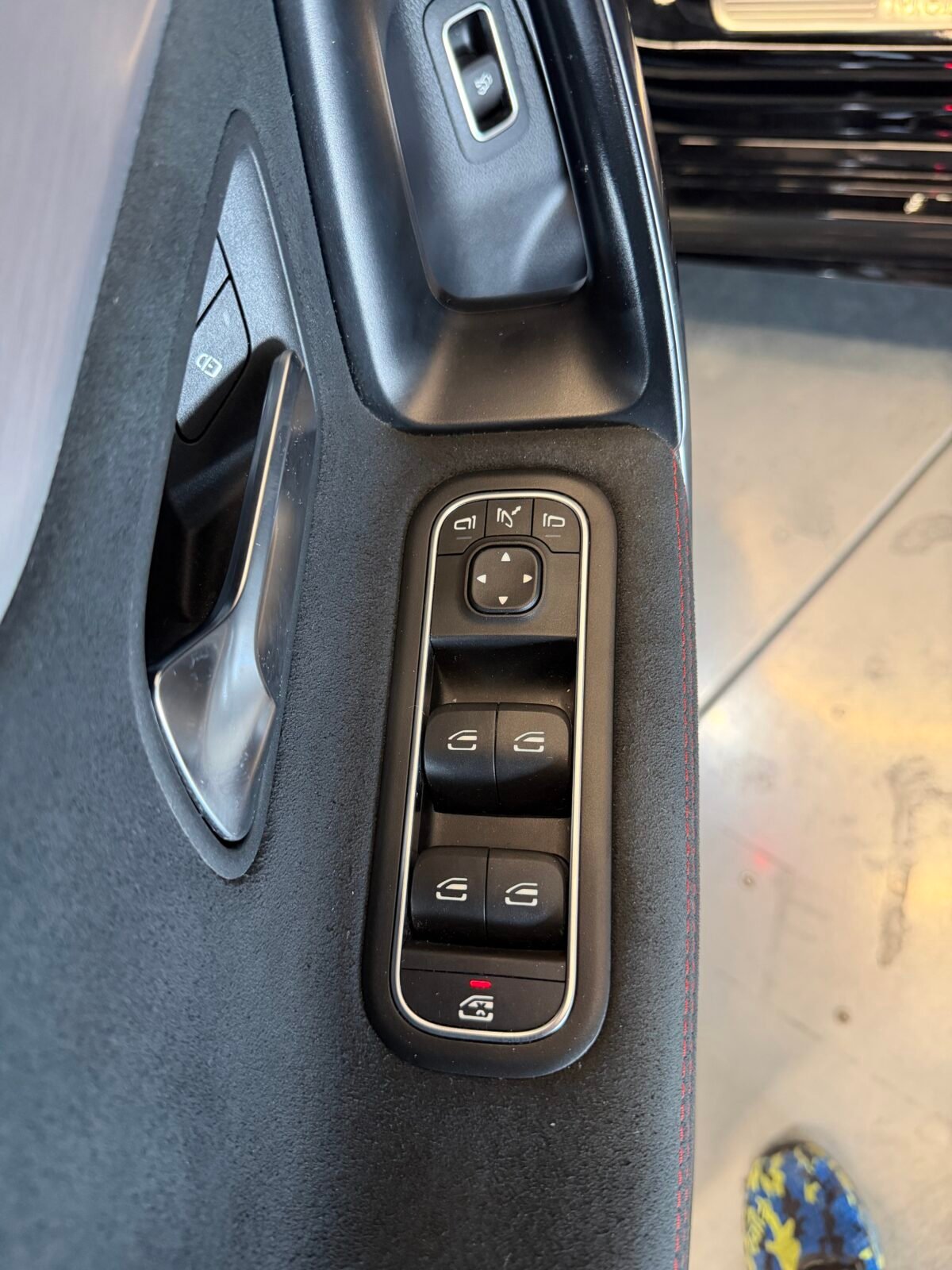 MERCEDES-BENZ  CLA 200 163CV AMG MOTOR CON CADENA IRROMPIBLE
