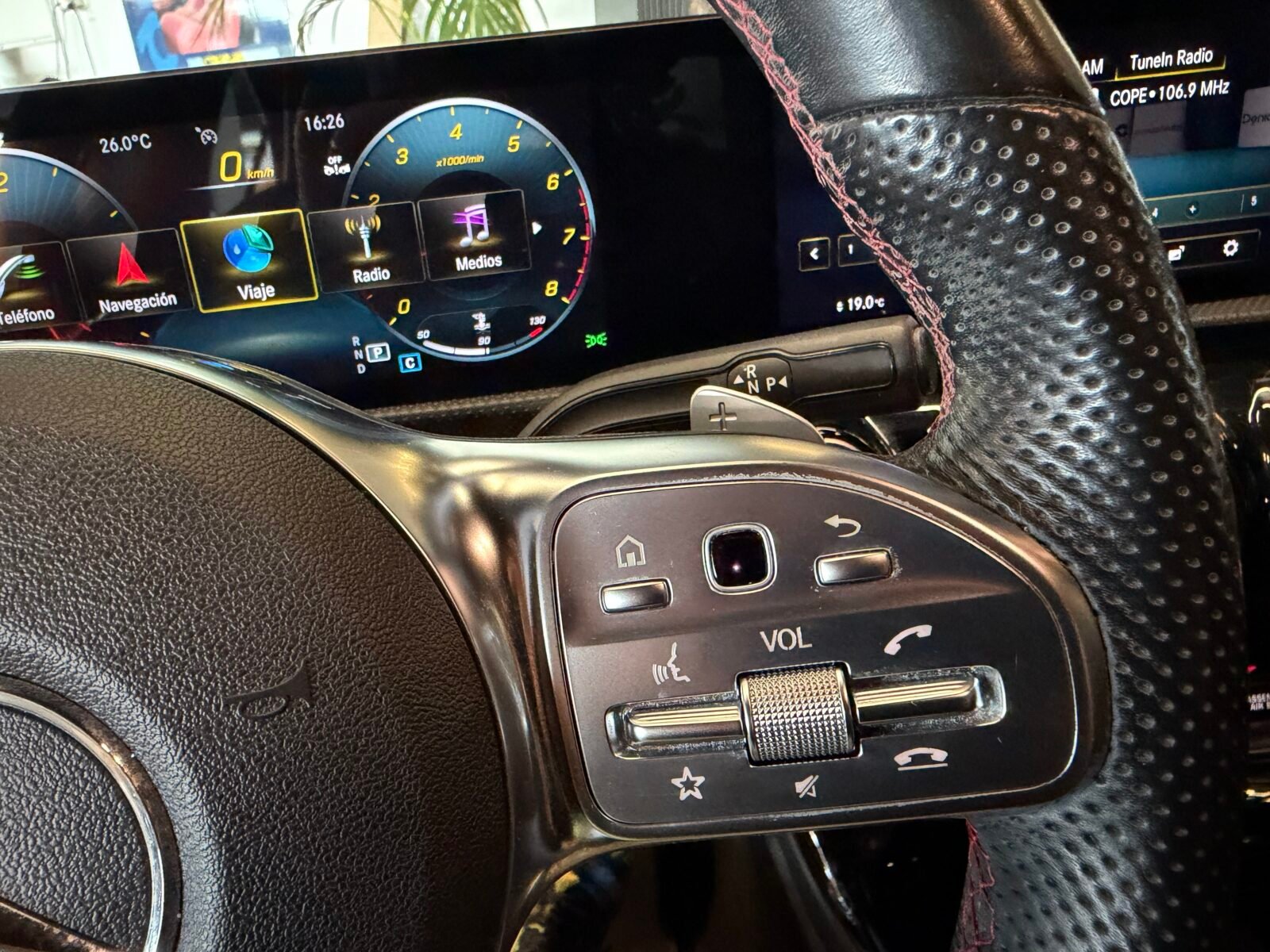 MERCEDES-BENZ  CLA 200 163CV AMG MOTOR CON CADENA IRROMPIBLE