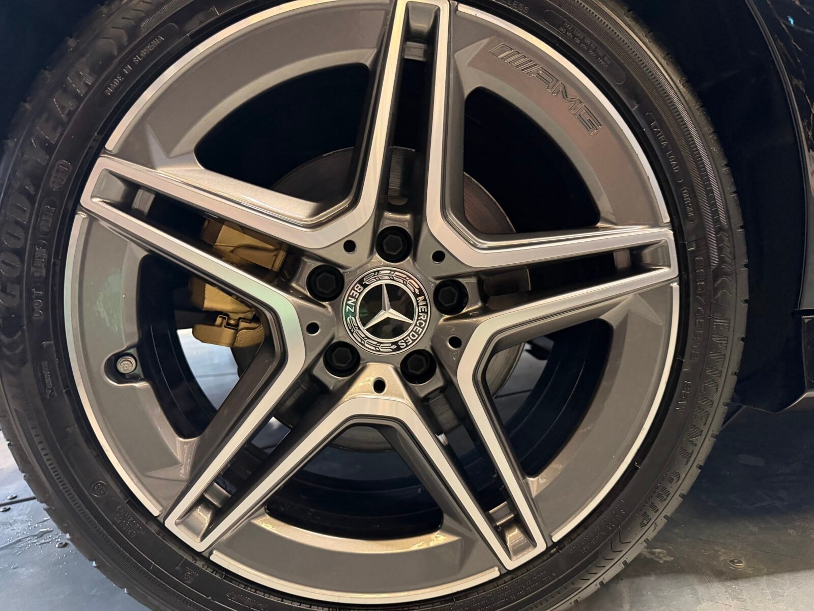 MERCEDES-BENZ  CLA 200 163CV AMG MOTOR CON CADENA IRROMPIBLE