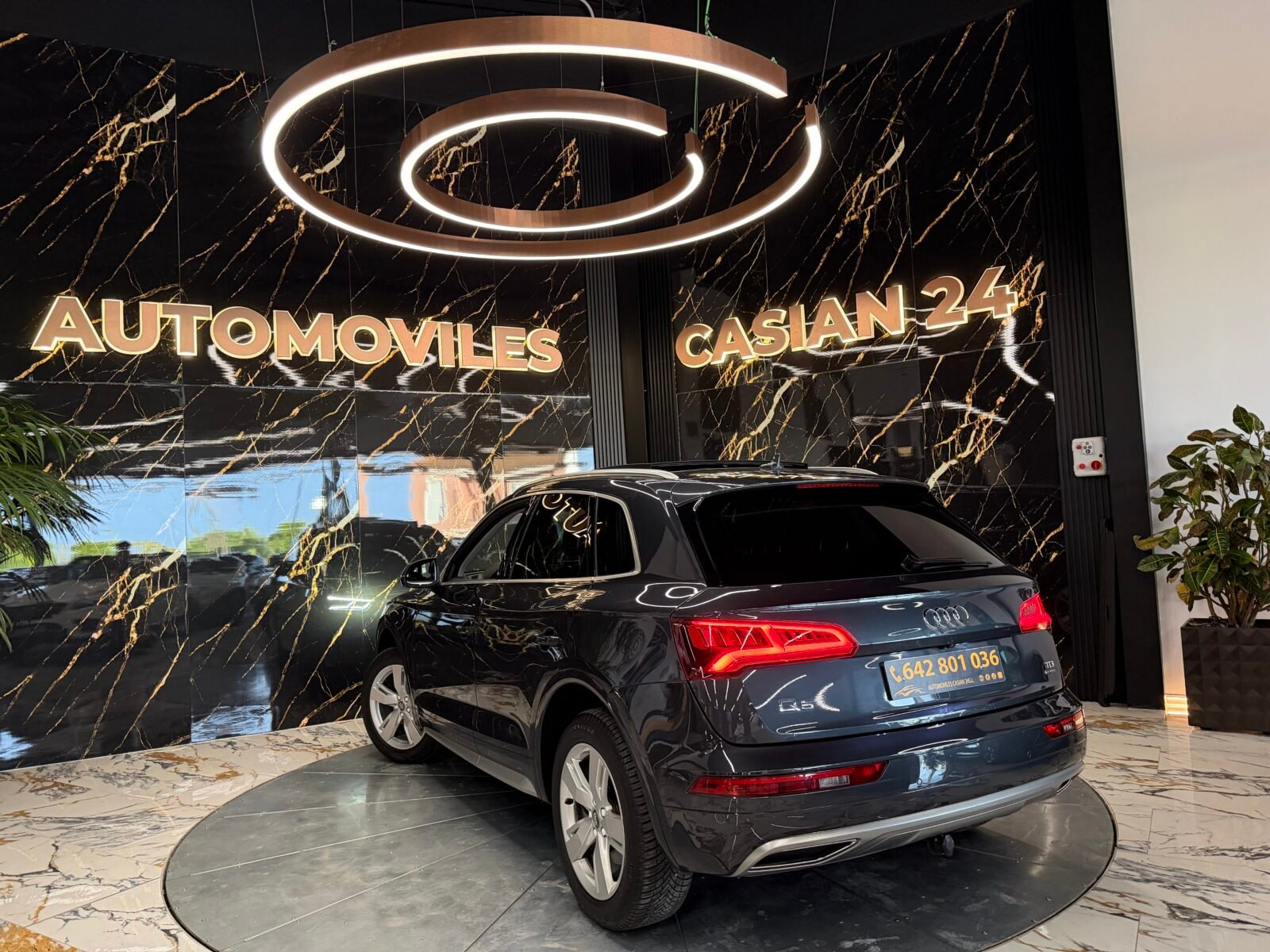 AUDI AUDI Q5 Design 40 TDI 140kW quattro S tronic