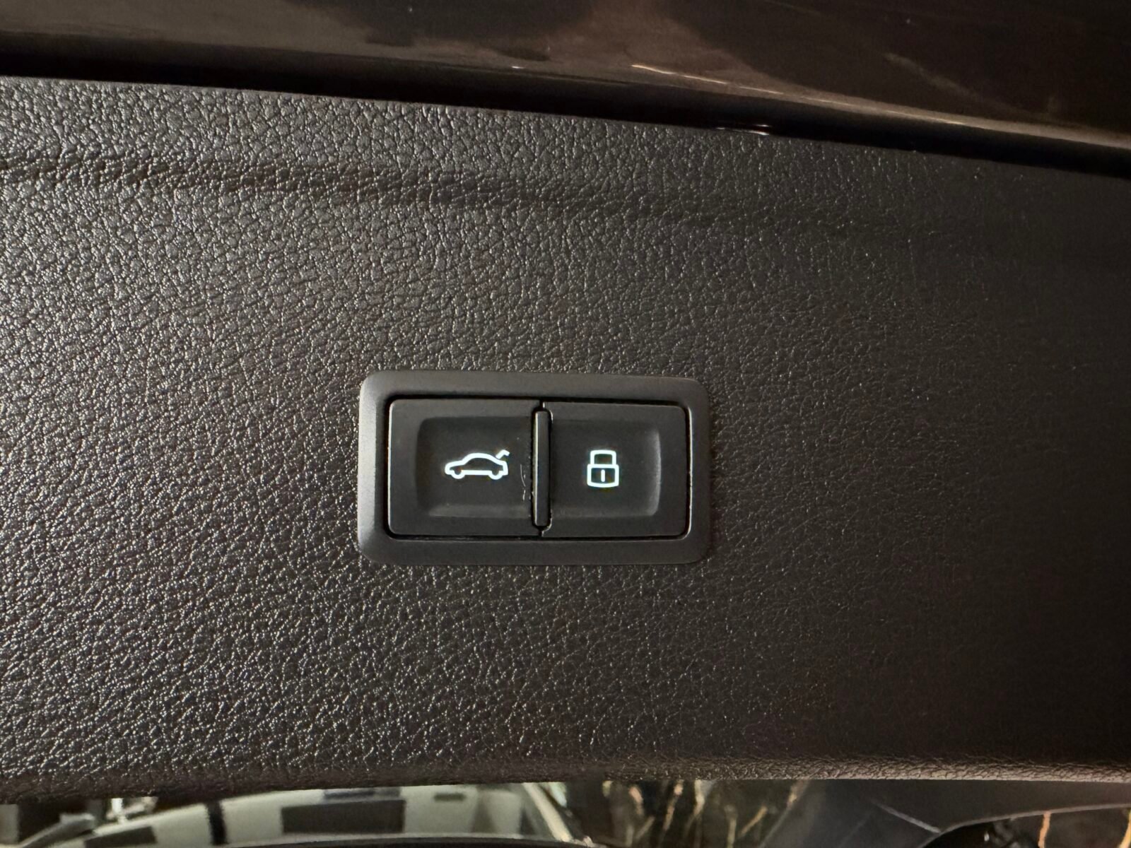 AUDI AUDI Q5 Design 40 TDI 140kW quattro S tronic