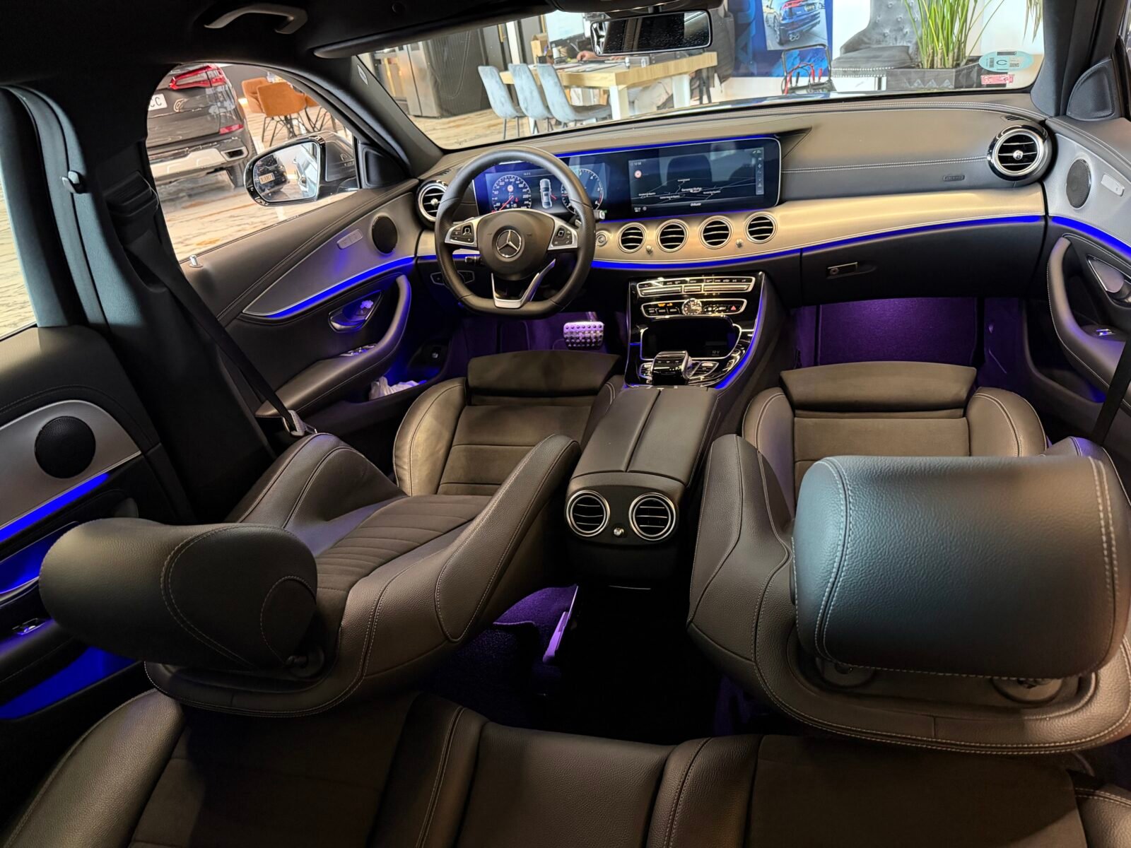 MERCEDES-BENZ E220d AMG 195CV FUL MOTOR MERCEDES CON CADENA IRROMPIBLE