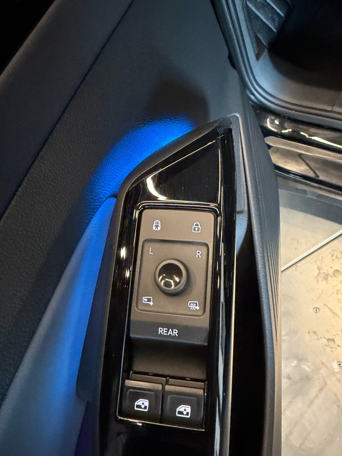 VOLKSWAGEN ID.4 Pro 128kW 174CV Automatico
