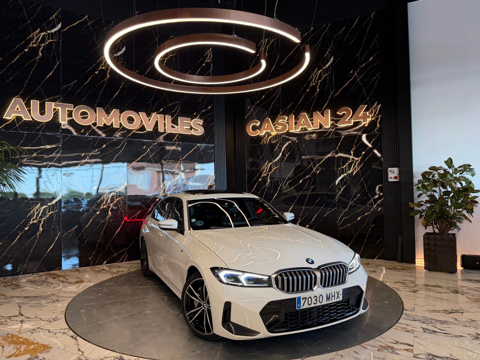 BMW  Serie 3 330i M Paket INDIVIDUAL 245CV FULL