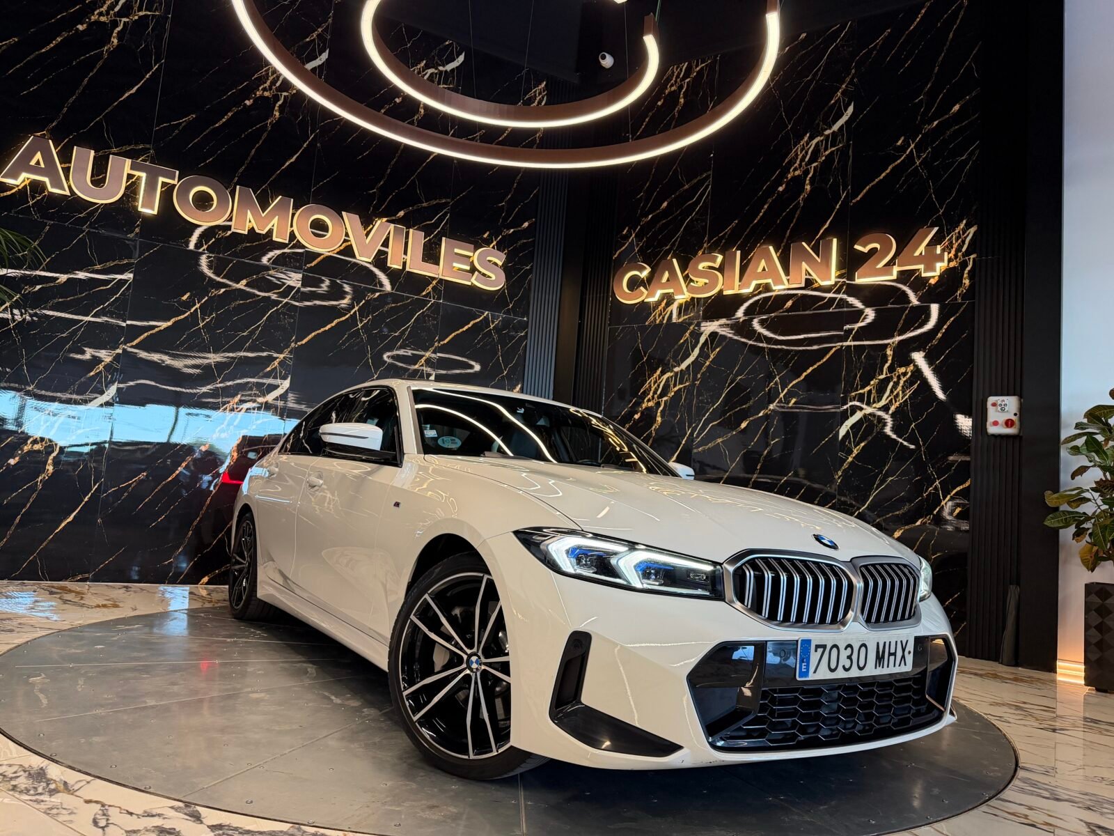 BMW  Serie 3 330i M Paket INDIVIDUAL 245CV FULL