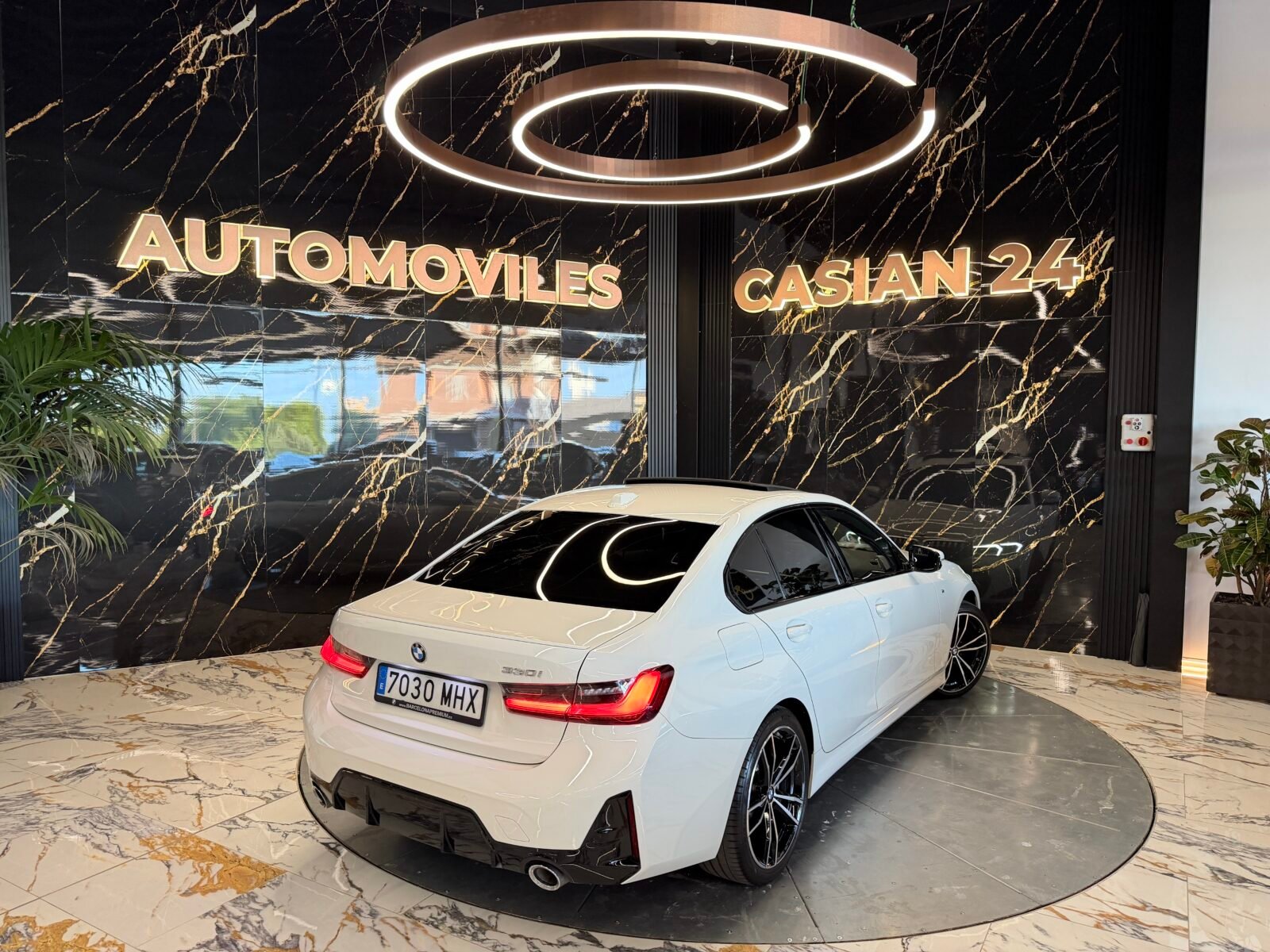 BMW  Serie 3 330i M Paket INDIVIDUAL 245CV FULL