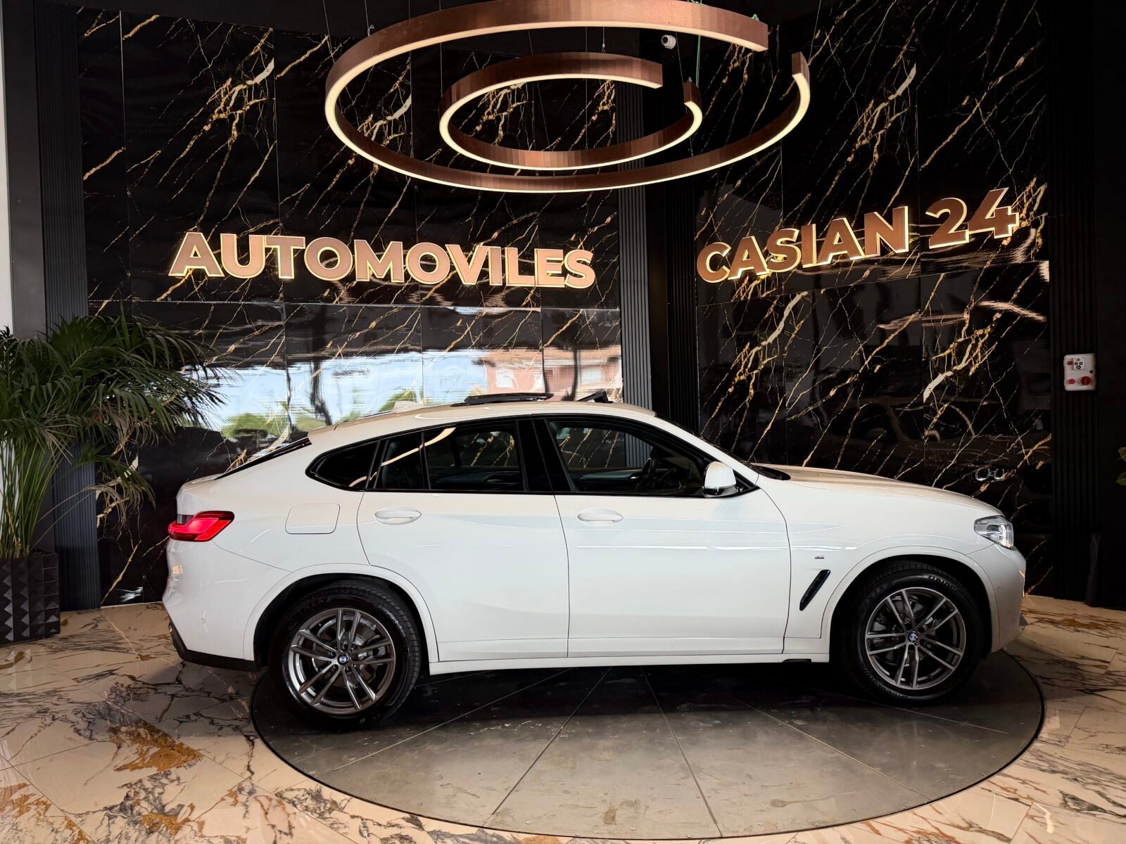 BMW X4 xDrive20d M Paket 190cv Panorama