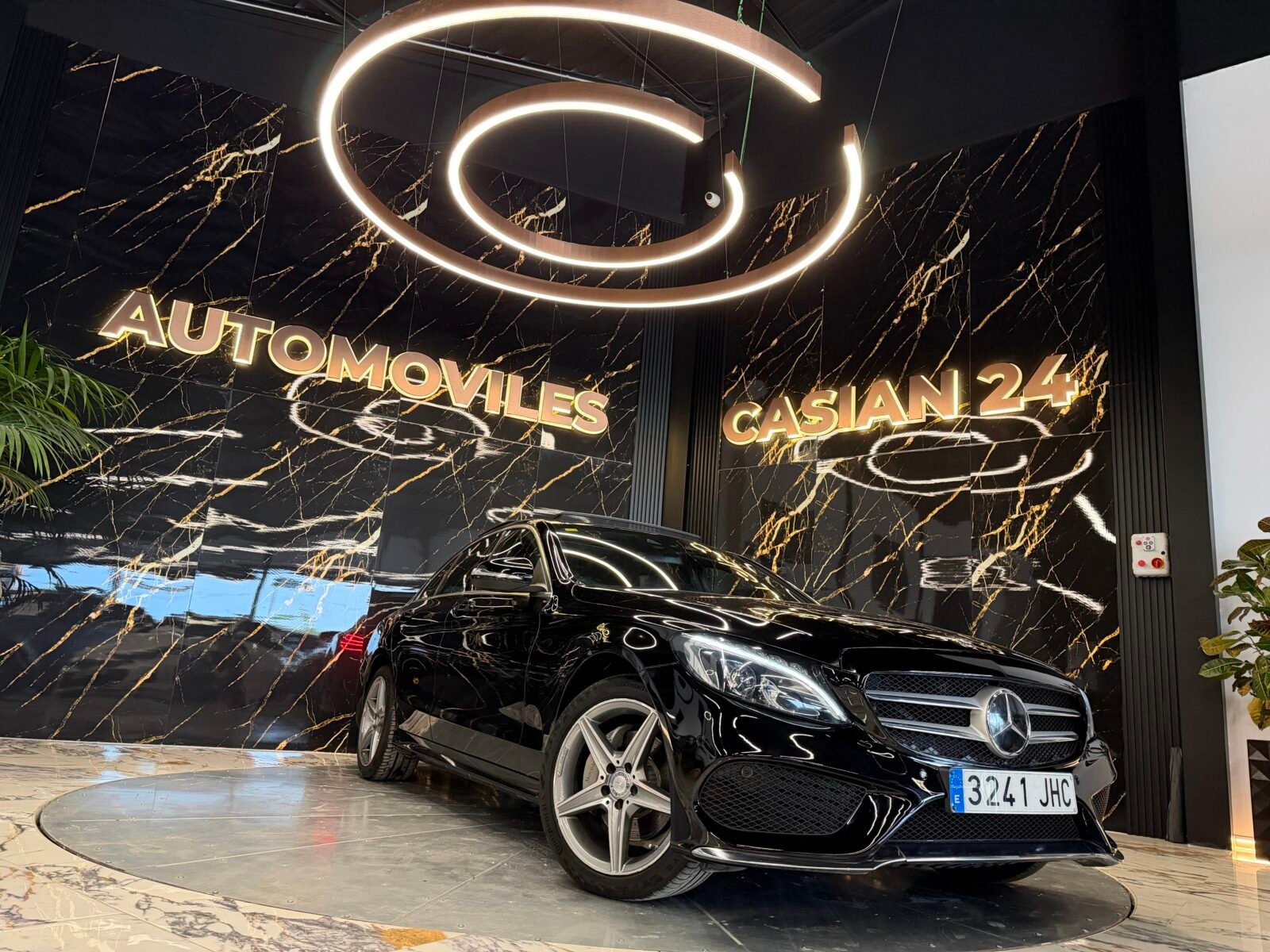 MERCEDES-BENZ C 200 AMG Line Motor Mercedes con CADENA