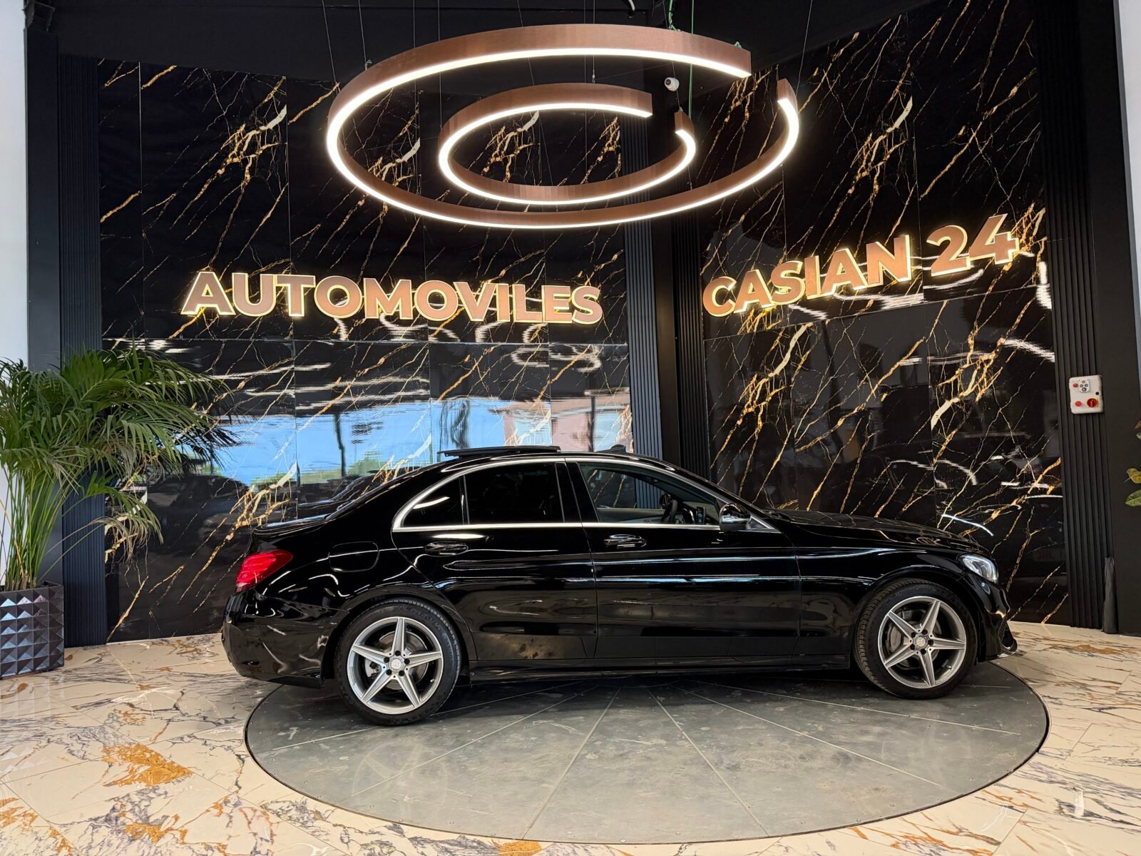 MERCEDES-BENZ C 200 AMG Line Motor Mercedes con CADENA