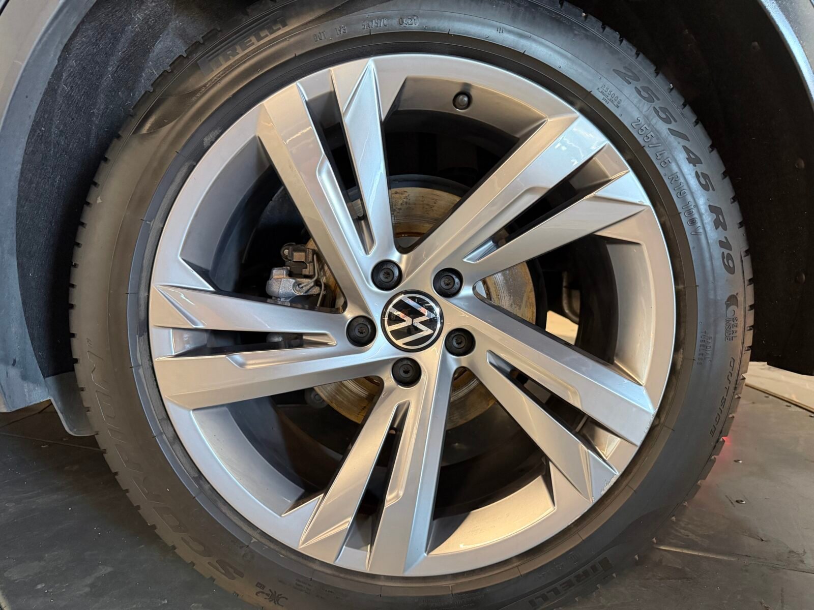 VOLKSWAGEN Tiguan RLine 2.0 TDI 110kW 150CV PANORAMA