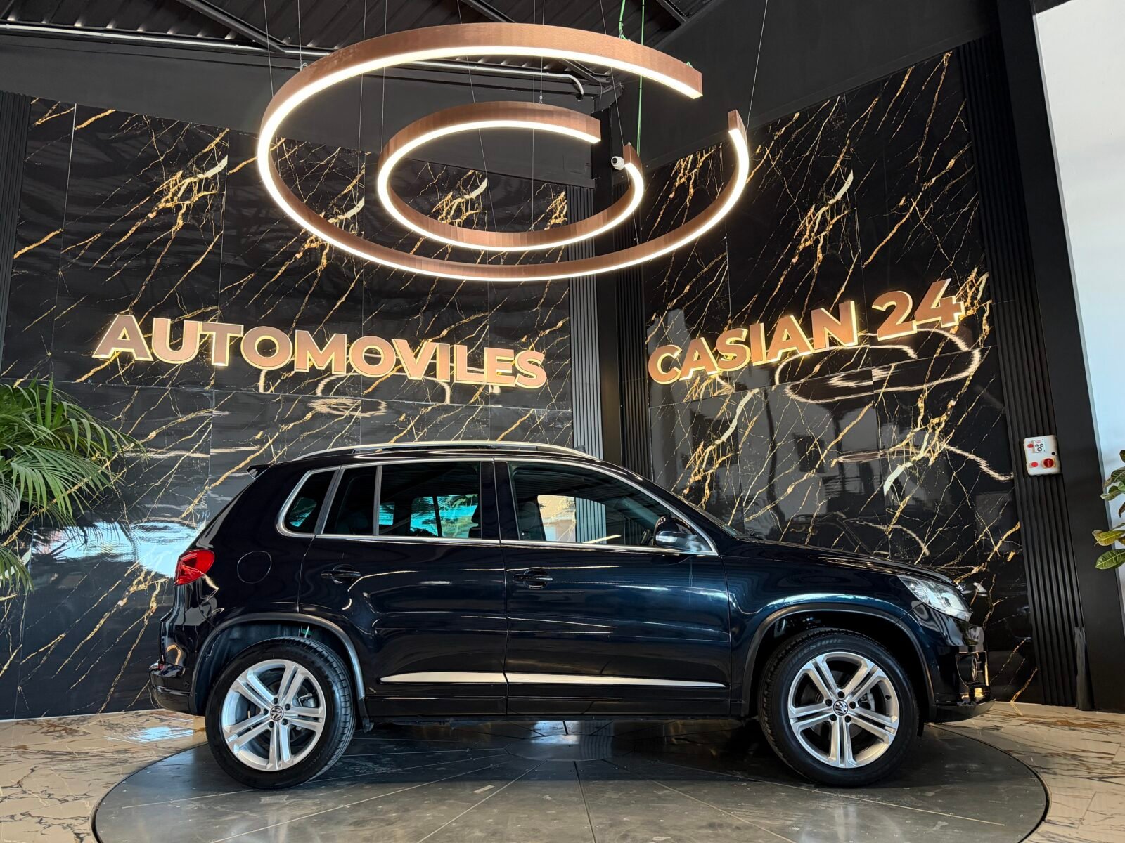 VOLKSWAGEN Tiguan RLine 2.0 TDI 150CV BMT 4Motion