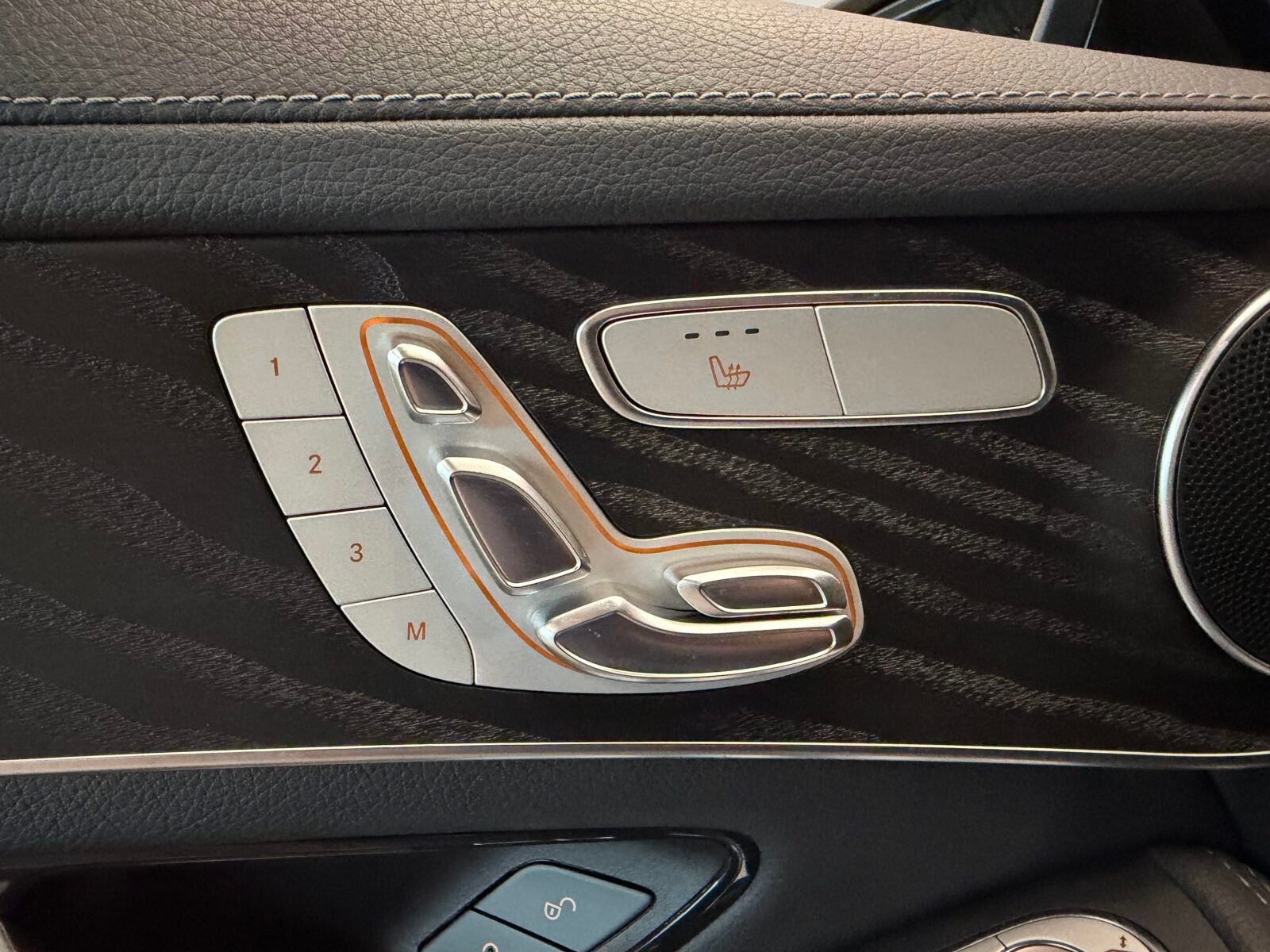 MERCEDES-BENZ GLC Coupé  300e 320CV 4MATIC AMG Hybrido Enchufable Etiqueta 0