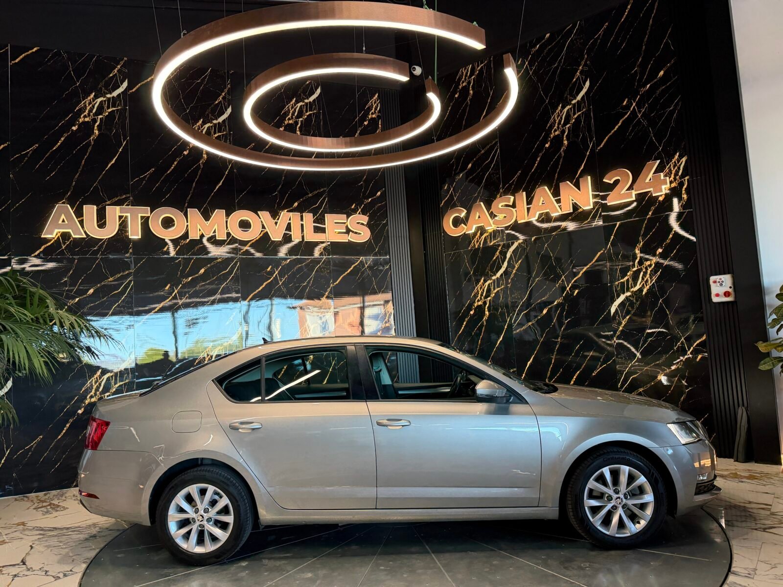 SKODA  Octavia 2.0 TDI CR 110KW 150cv Like