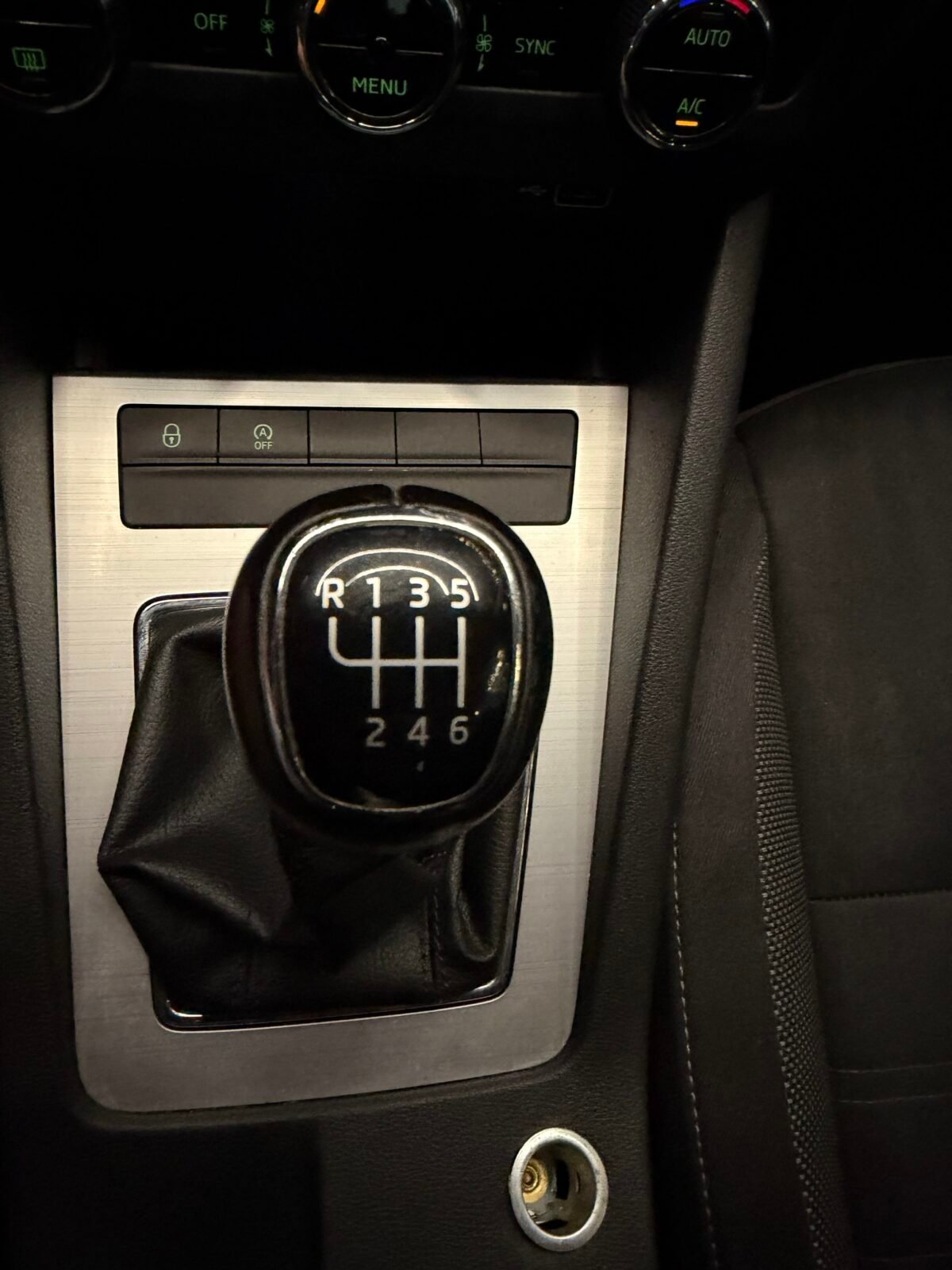 SKODA  Octavia 2.0 TDI CR 110KW 150cv Like