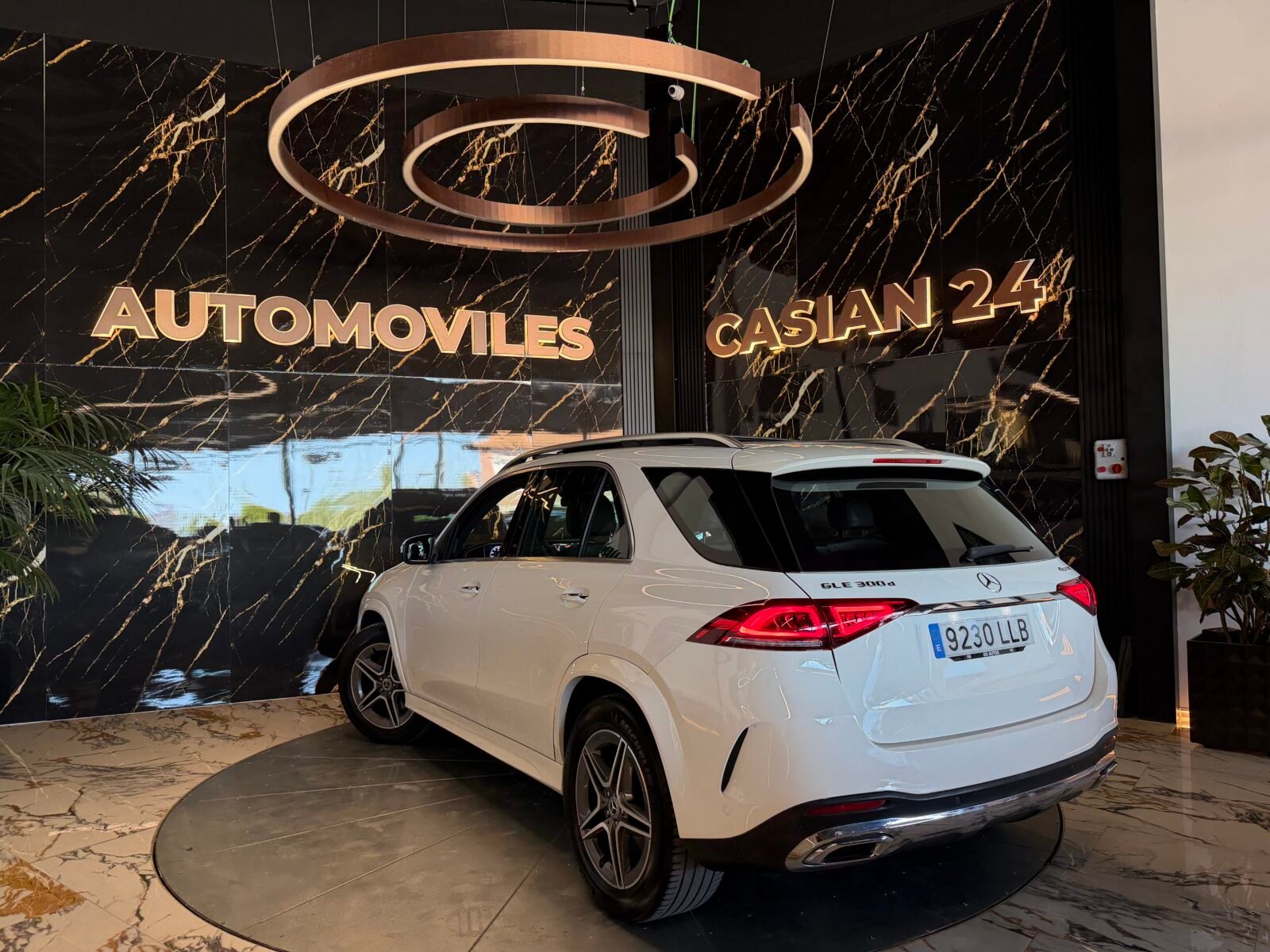 MERCEDES-BENZ GLE GLE 300 d 4MATIC AMG 7PLAZAS FULL