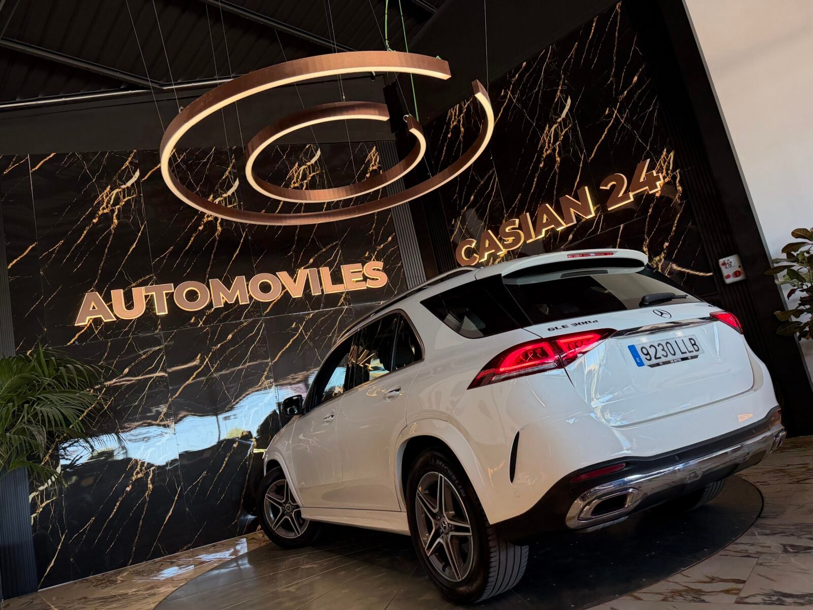 MERCEDES-BENZ GLE GLE 300 d 4MATIC AMG 7PLAZAS FULL