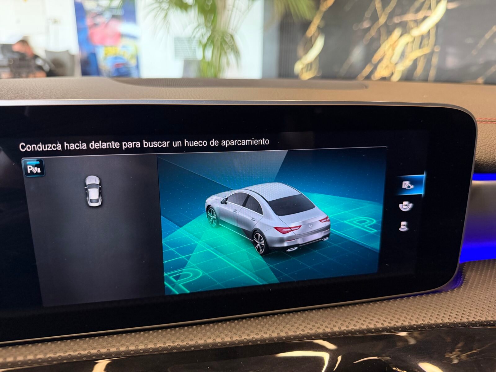 MERCEDES-BENZ CLA200D 150CV AMG MOTOR MERCEDES CON CADENA