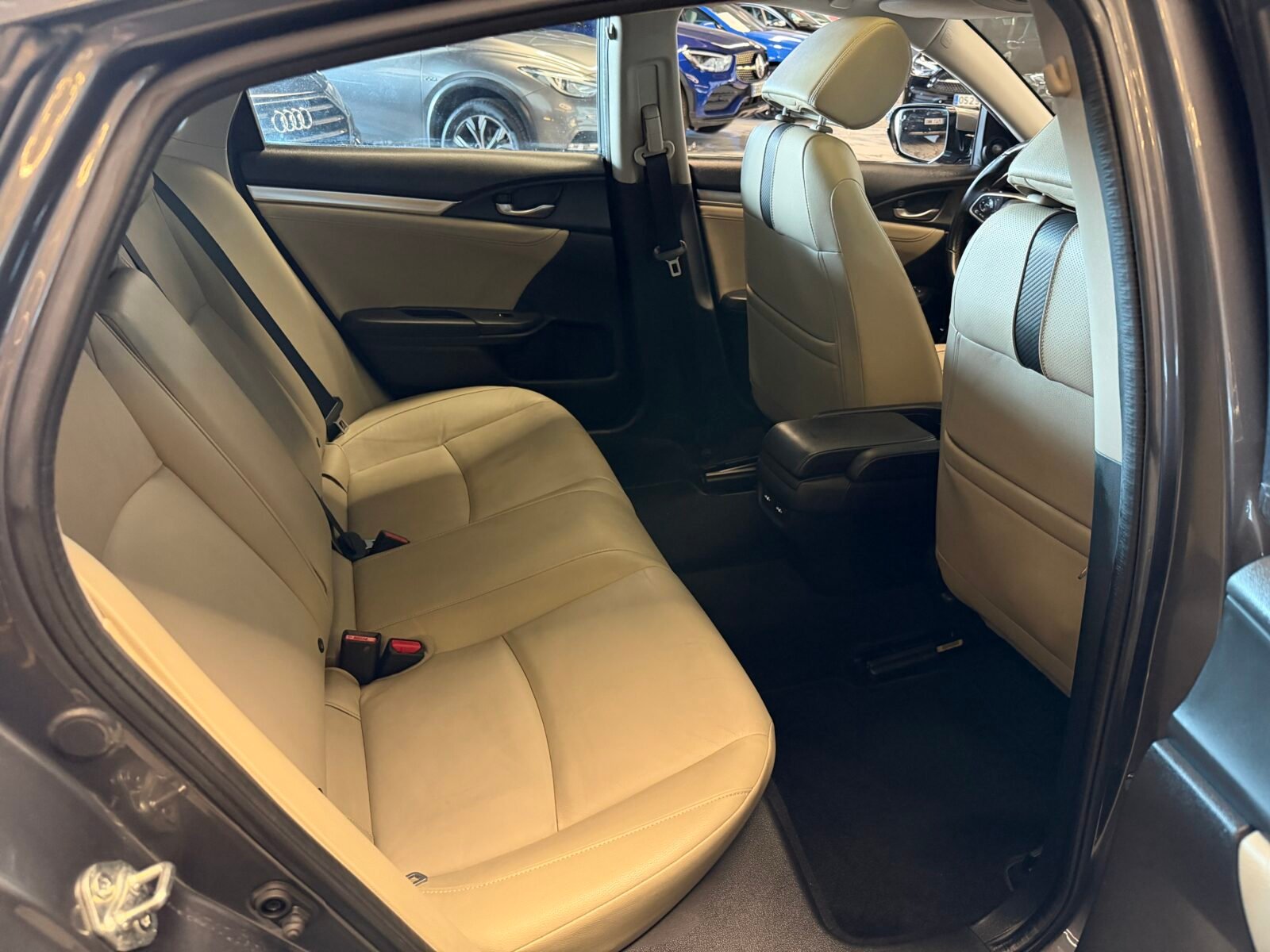 HONDA HONDA Civic 1.5 IVTEC TURBO ELEGANCE NAV