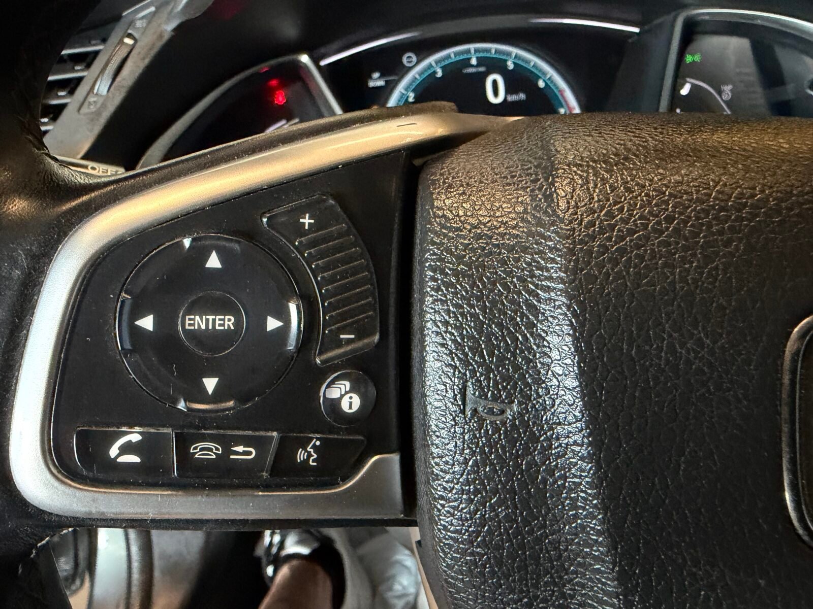 HONDA HONDA Civic 1.5 IVTEC TURBO ELEGANCE NAV