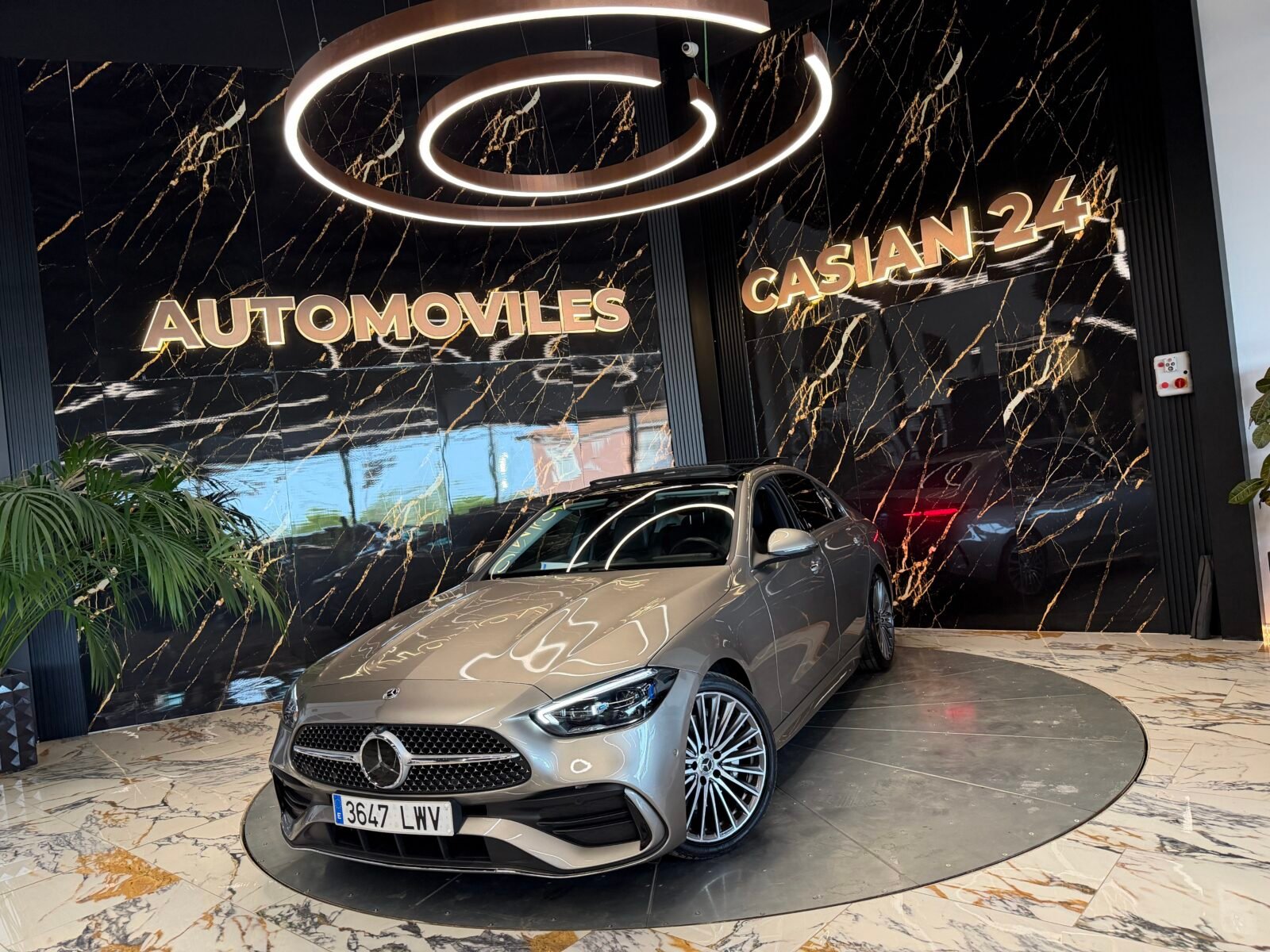 MERCEDES-BENZ Clase C 220d AMG 200CV FULL