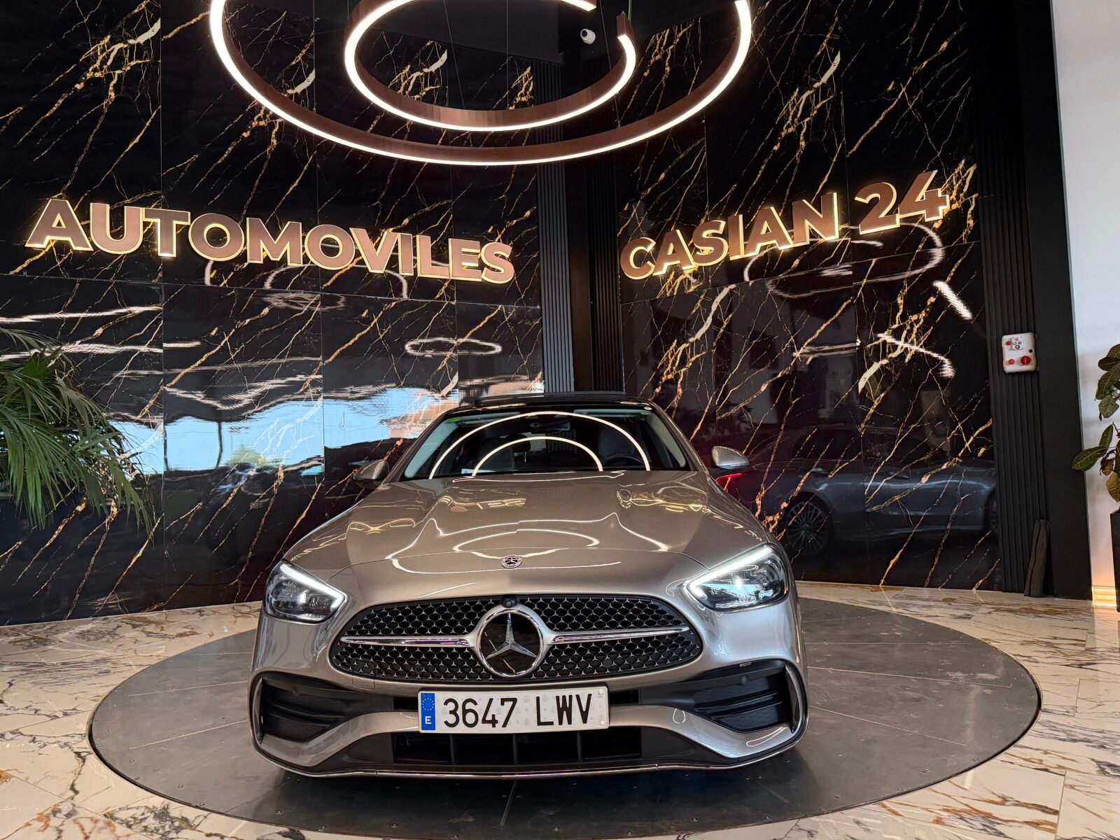 MERCEDES-BENZ Clase C 220d AMG 200CV FULL