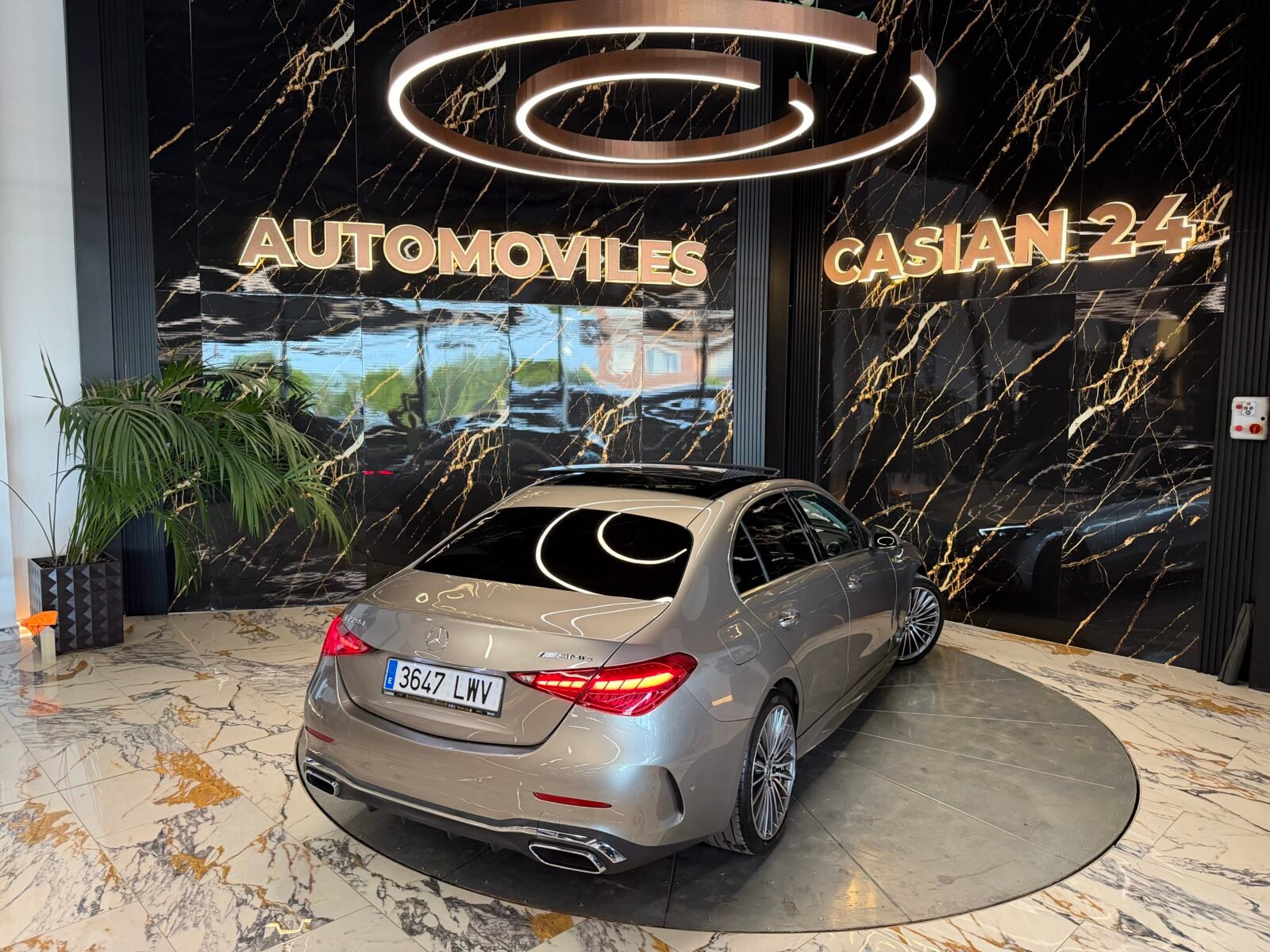 MERCEDES-BENZ Clase C 220d AMG 200CV FULL