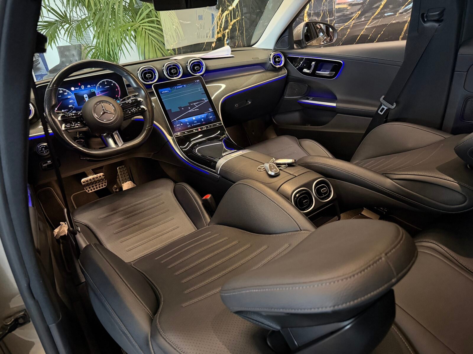 MERCEDES-BENZ Clase C 220d AMG 200CV FULL