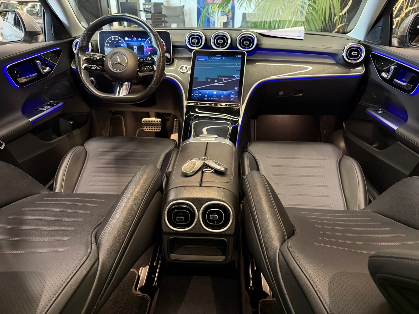 MERCEDES-BENZ Clase C 220d AMG 200CV FULL