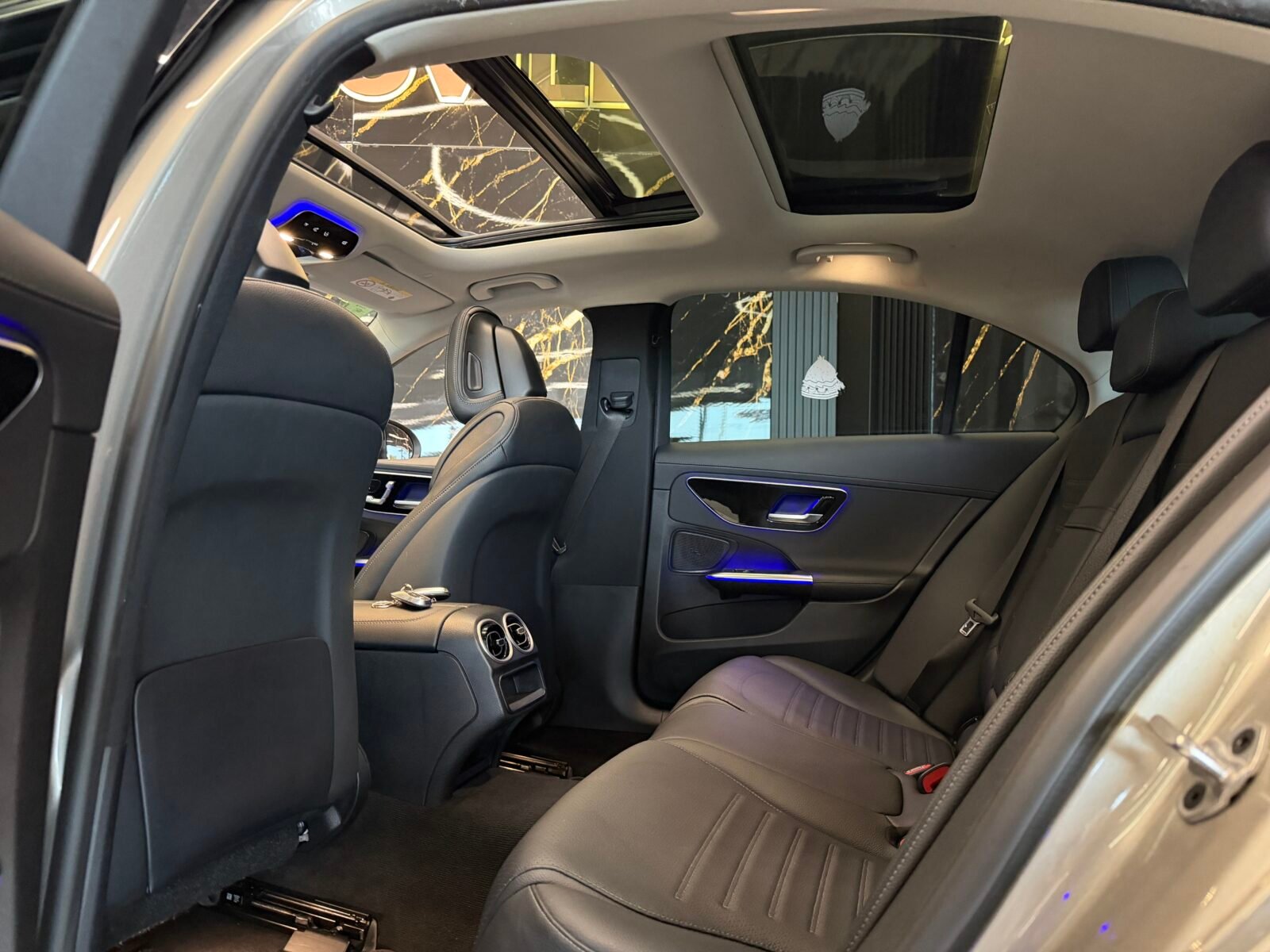 MERCEDES-BENZ Clase C 220d AMG 200CV FULL