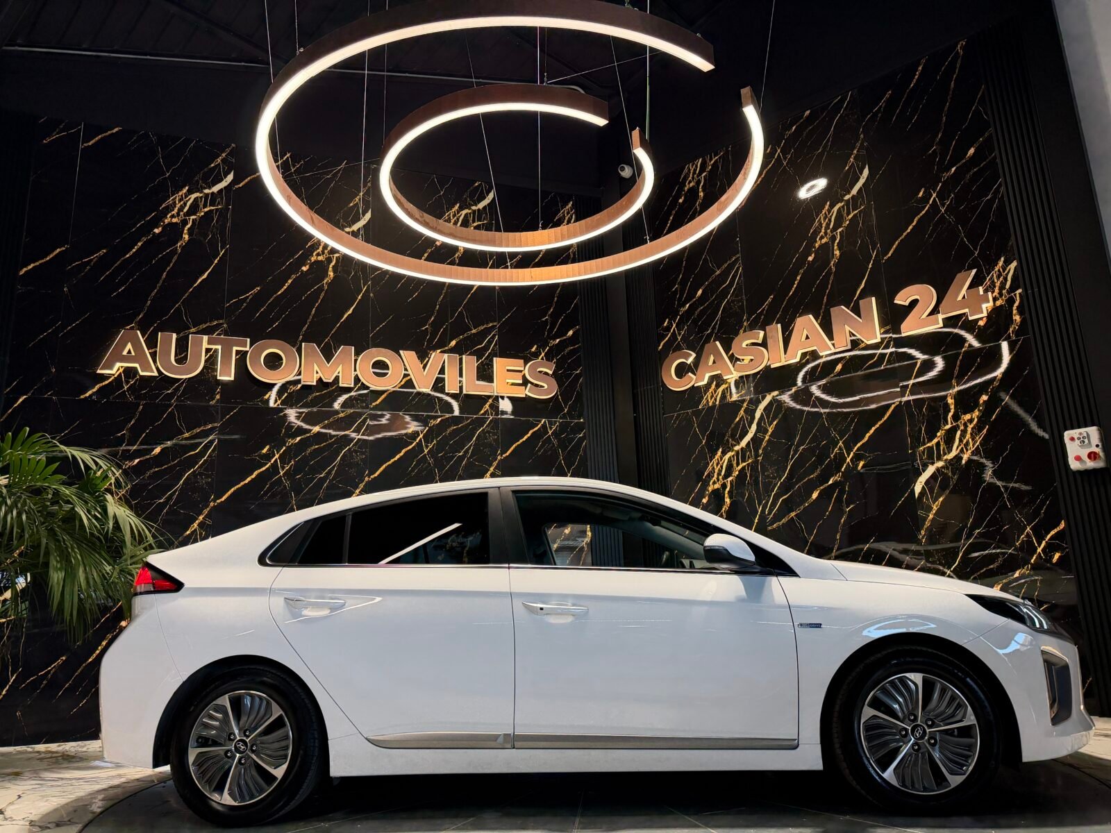 HYUNDAI IONIQ 1.6 GDI PHEV Style DT