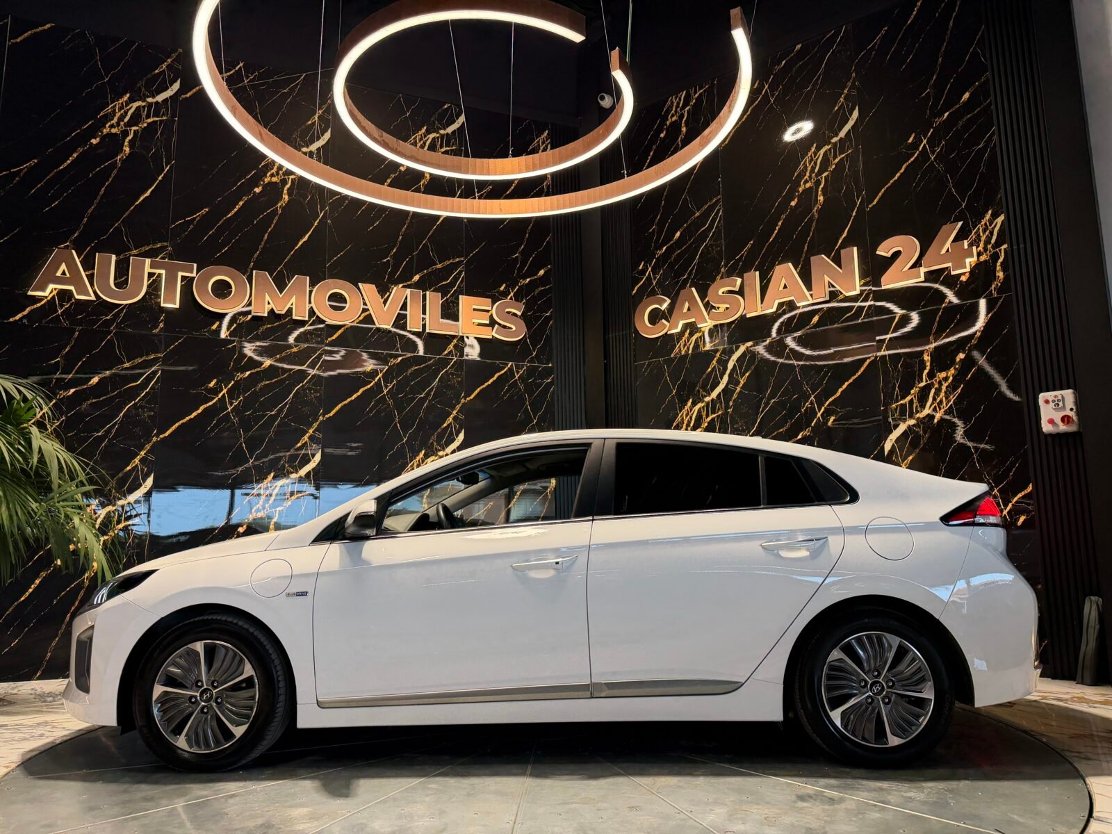 HYUNDAI IONIQ 1.6 GDI PHEV Style DT