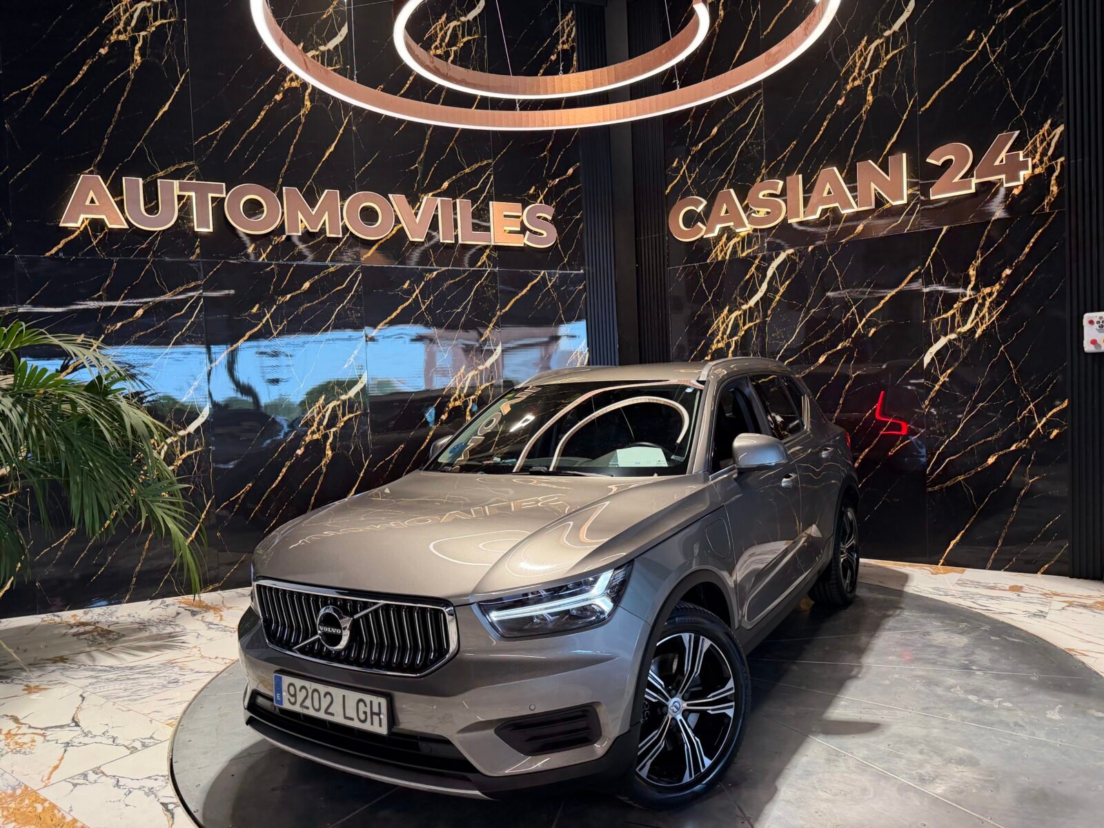 VOLVO XC40 1.5 T5 Twin Recharge Inscription Ex Auto