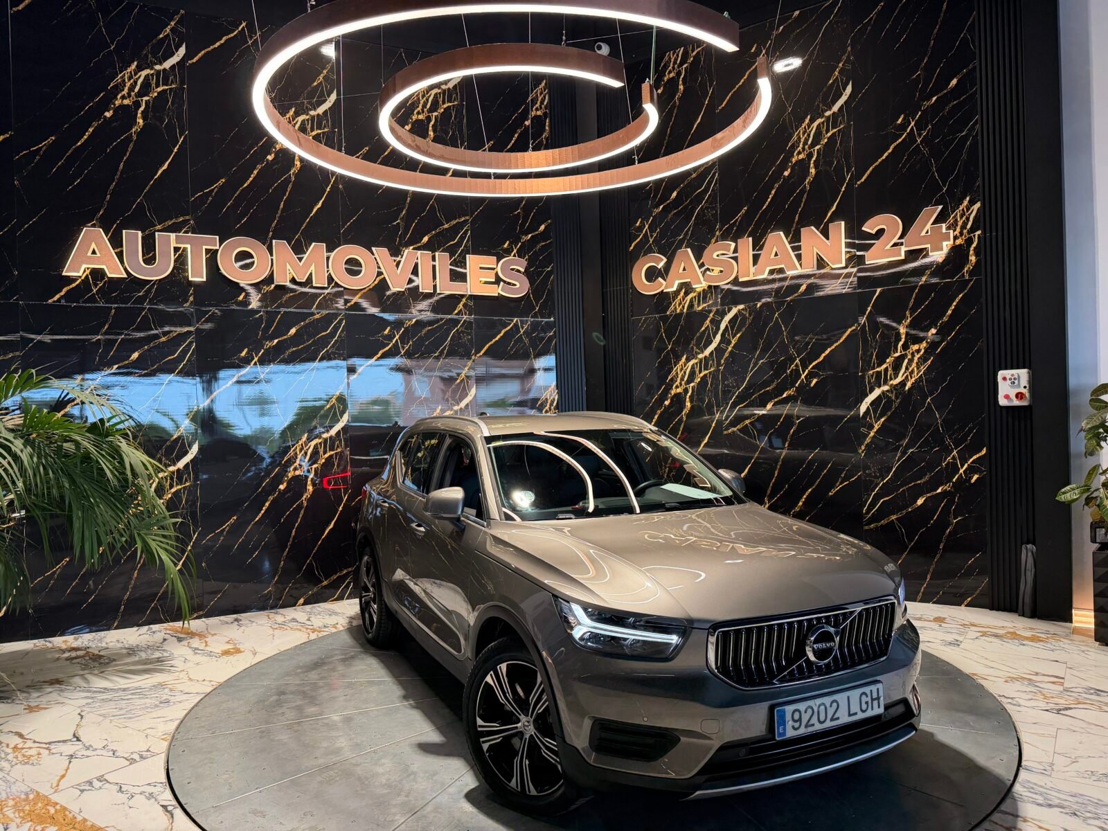 VOLVO XC40 1.5 T5 Twin Recharge Inscription Ex Auto